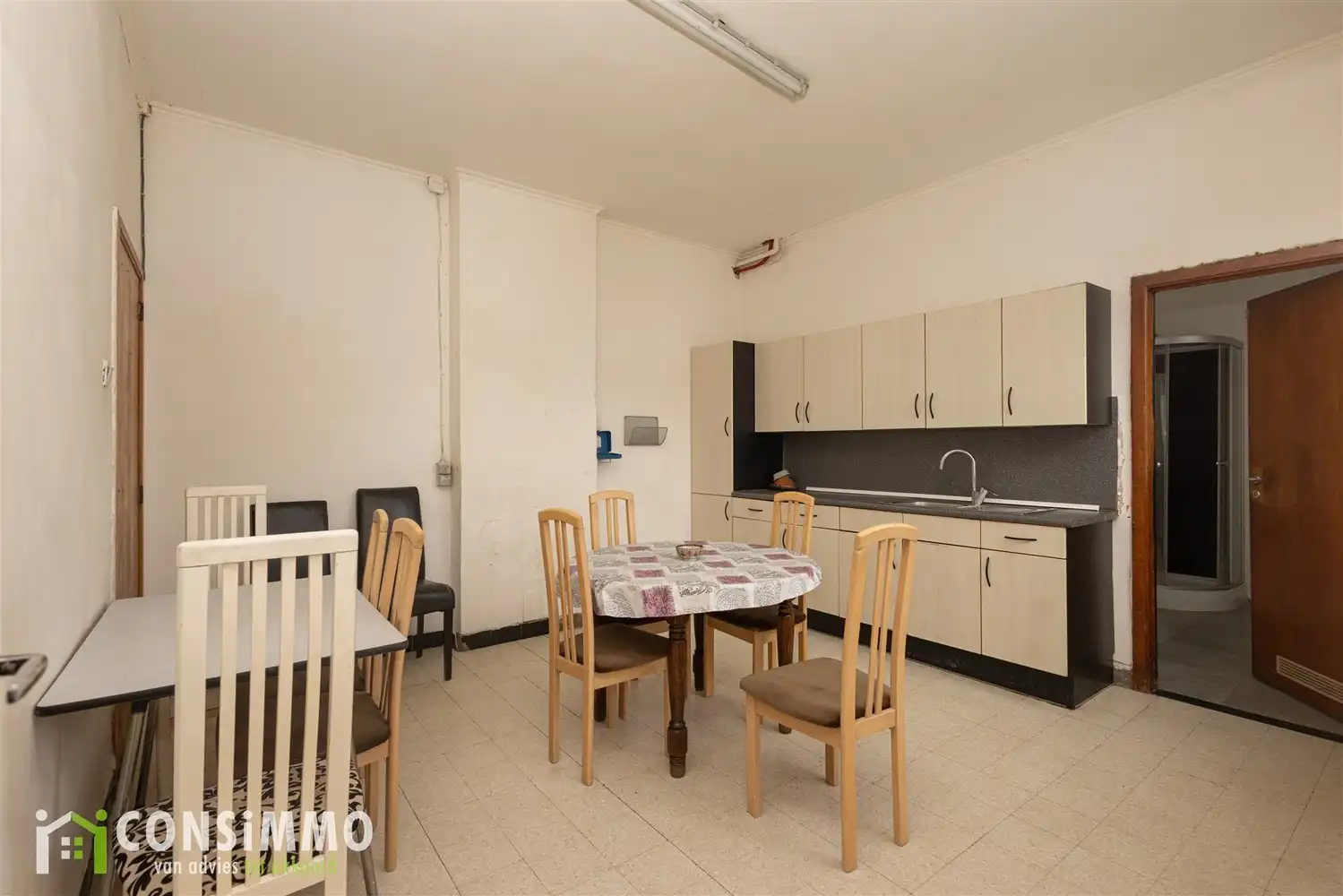 Rendementsvastgoed met 6 verhuurde kamers in Genk foto 3