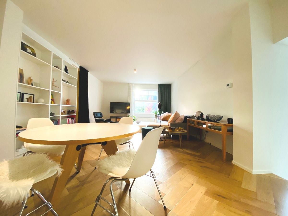 Super design Flat 95 m2 met gesloten garagebox en kelder foto 4