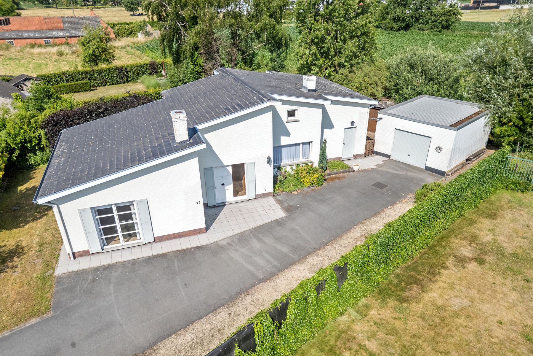 Hoofdfoto van de publicatie: Bungalow met tal van mogelijkheden in een doodlopende straat
