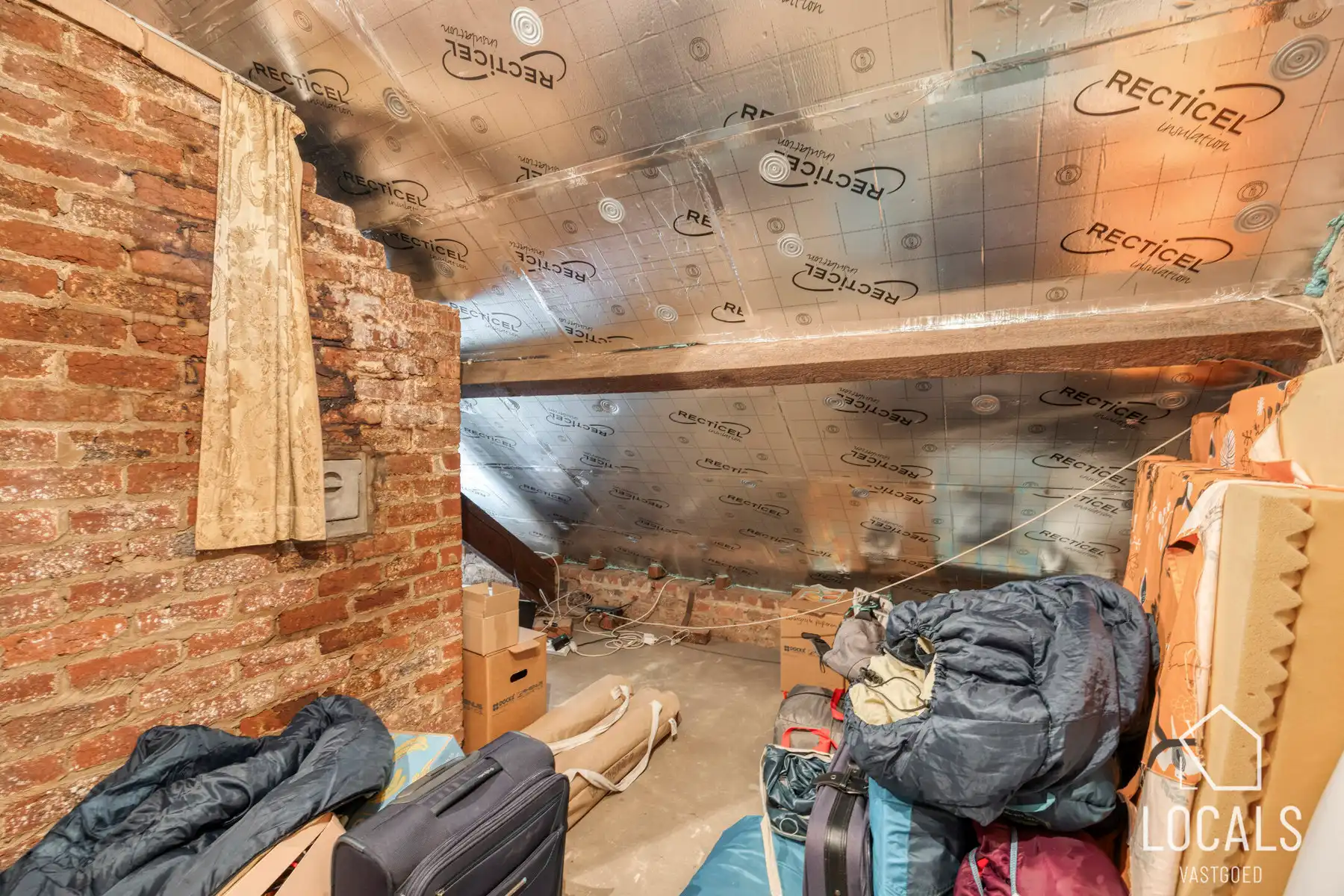 Unieke gezinswoning (open bebouwing) met potentieel! foto 20