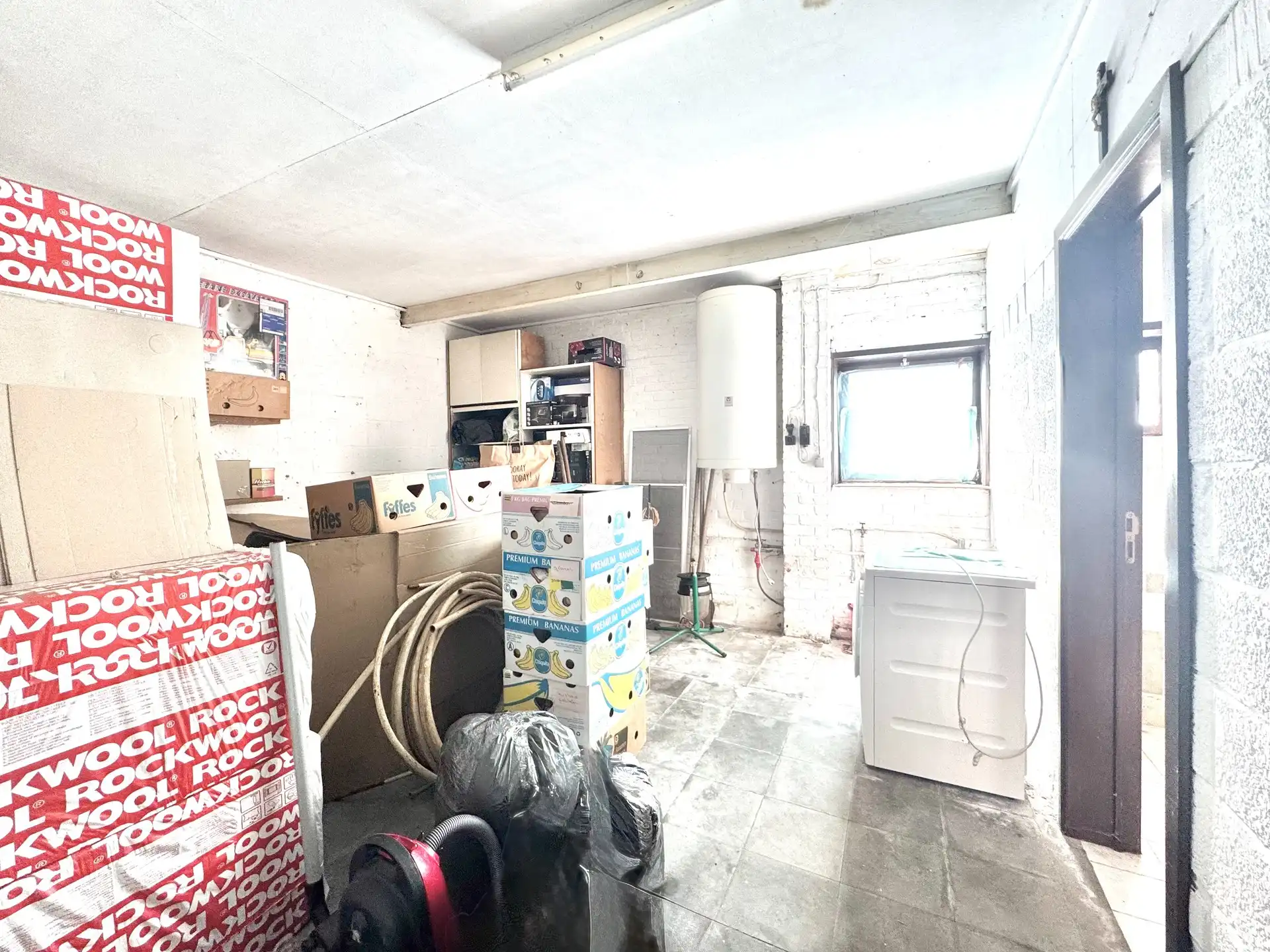 MAGAZIJN MET TWEEWOONST - 1.052 M² foto 15