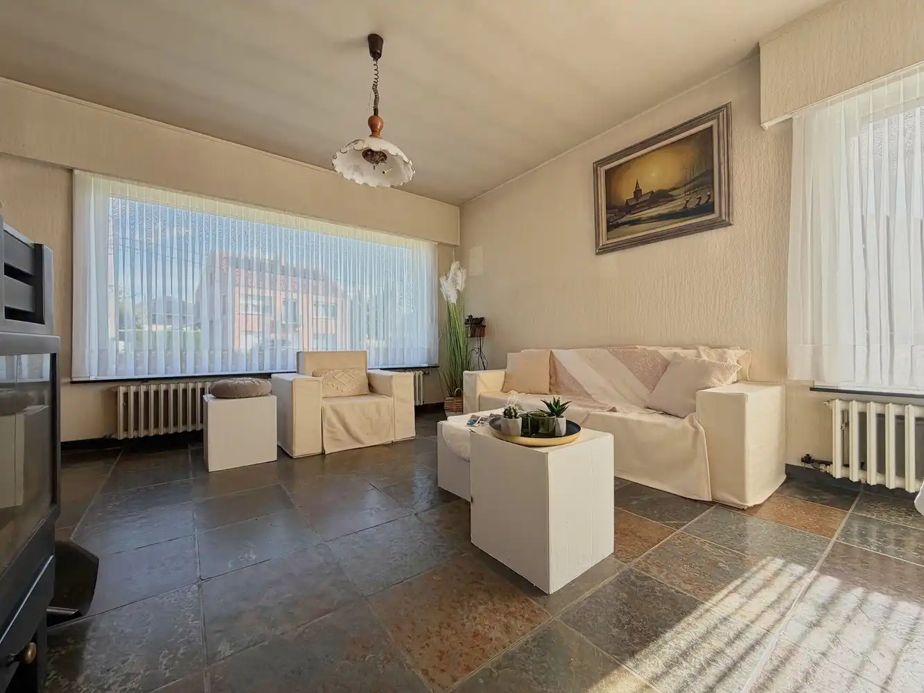 Unieke, uitzonderlijk ruime gezinswoning + tuin  (1589m²) foto 5
