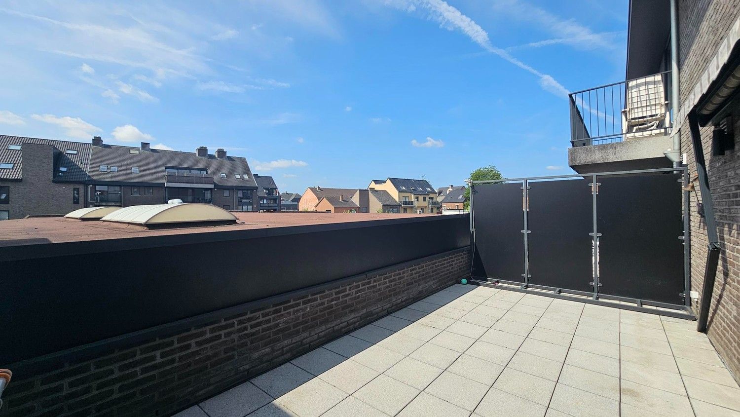 Een schitterend appartement met ruim en rustig terras op de eerste verdieping van “Residentie Ta Pagonia”. foto 10