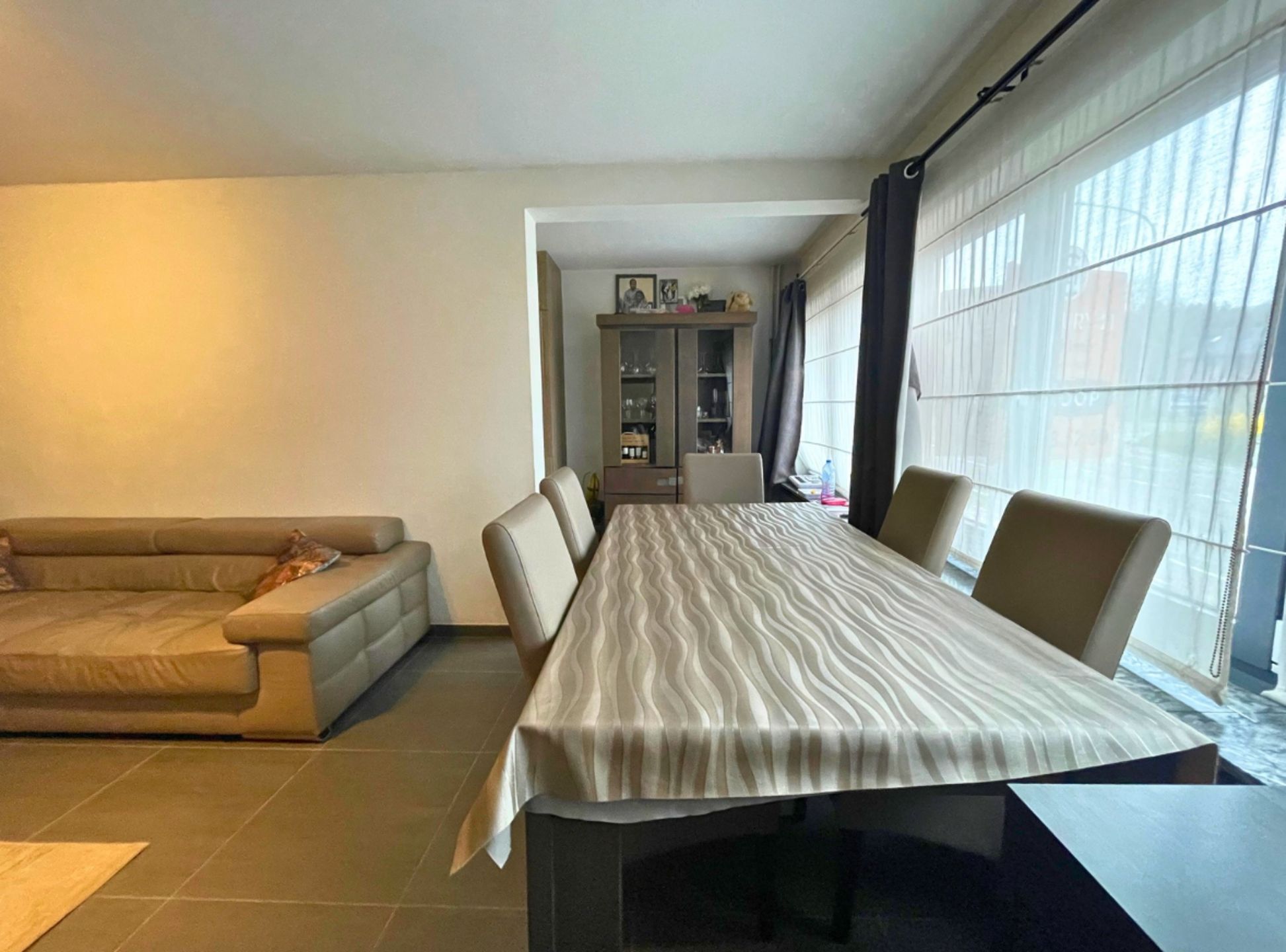 Appartementsgebouw op uitstekende locatie foto 15