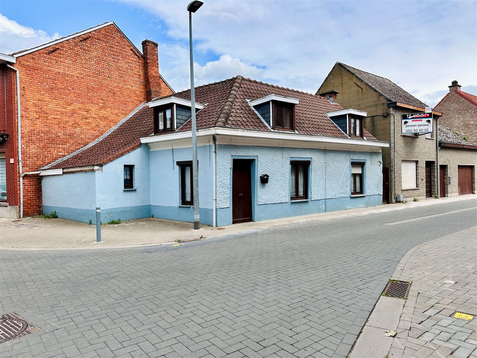 ()=>{if(producerUpdateValueVersion(node),producerAccessed(node),node.value===ERRORED)throw node.error;return node.value} Sint-Martensommegangstraat 34 - 9220 MOERZEKE