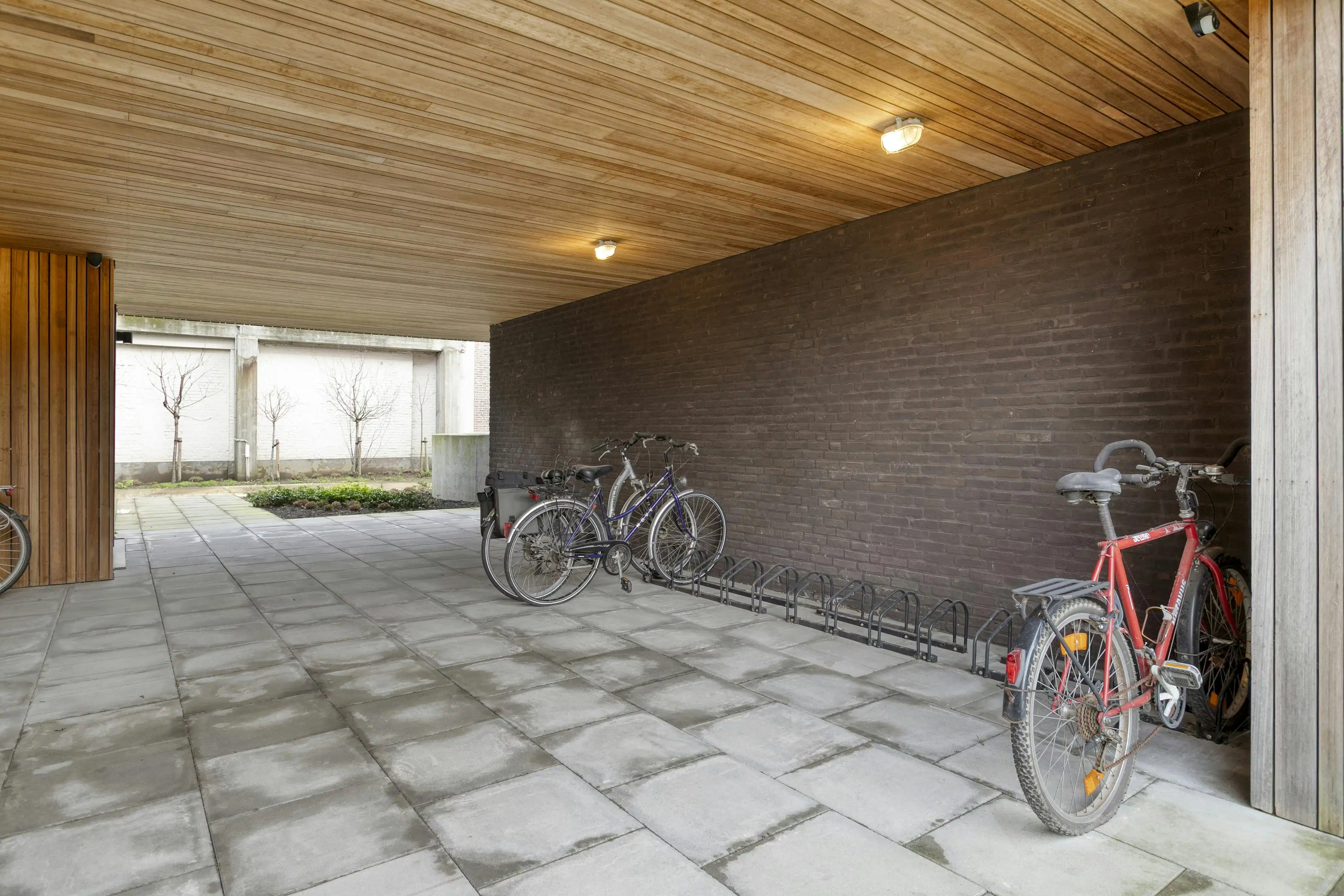 BEN-appartement met 2 kamers te koop in centrum Deerlijk foto 16