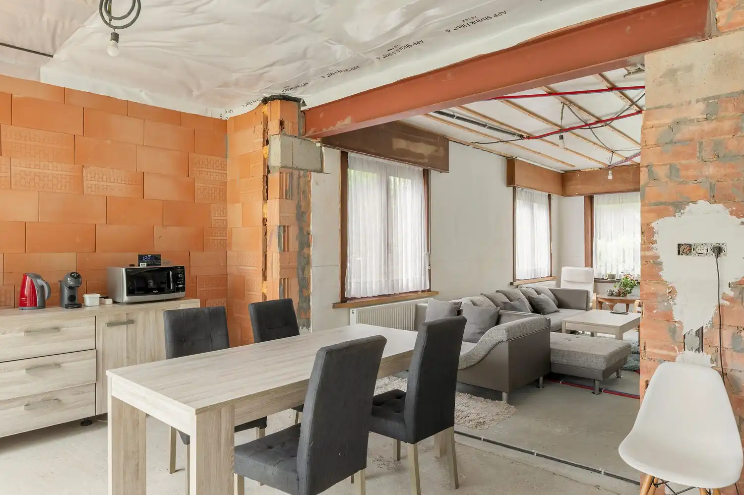 Ruime rustige vrijstaande woning met nieuwbouw-uitbouw foto 10