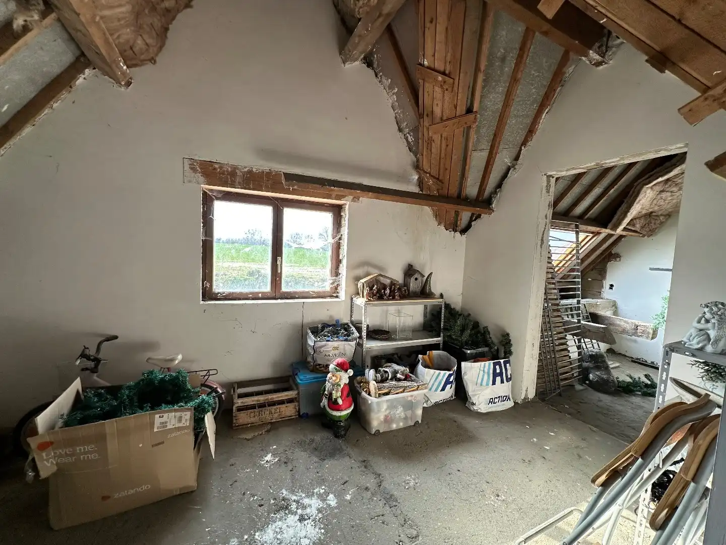 Unieke woning met enorm potentieel op perceel van 96 Are foto 23