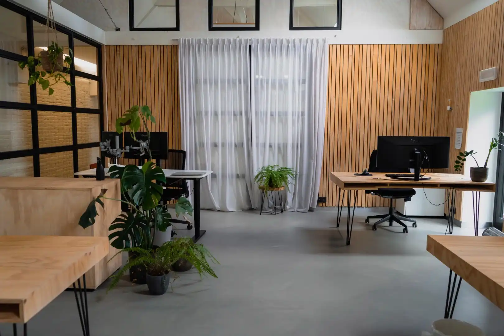 Leuke kantoorunits in centrum Roeselare foto 3