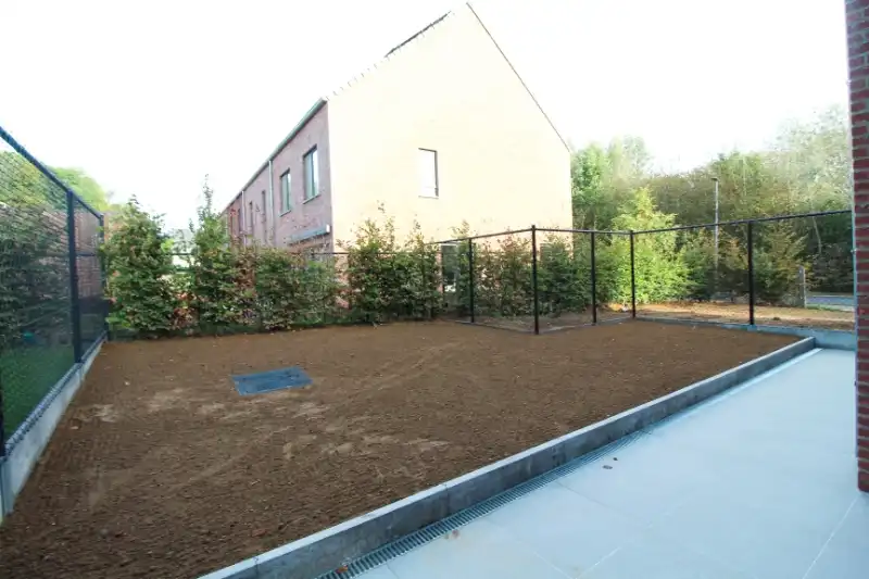 Ruime nieuwbouwwoning te Kortrijk foto 5