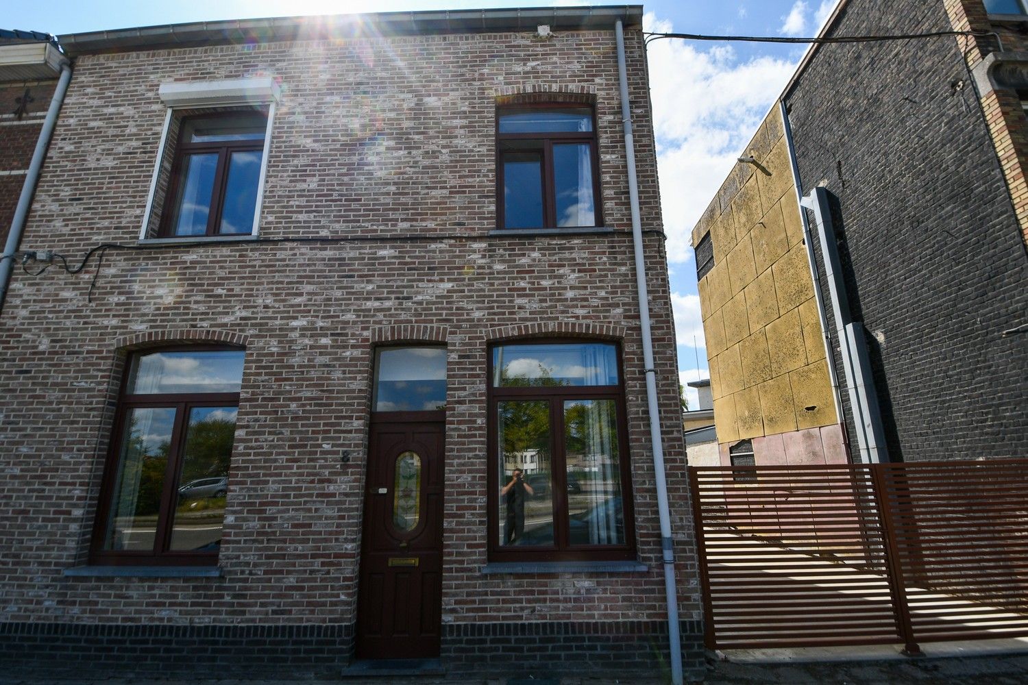 Ruime woning met 4 slaapkamers en grote tuin foto 16