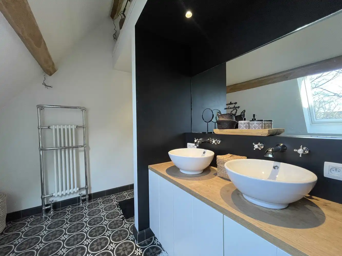 Smaakvol gerenoveerde karaktervolle wijkwoning foto 31