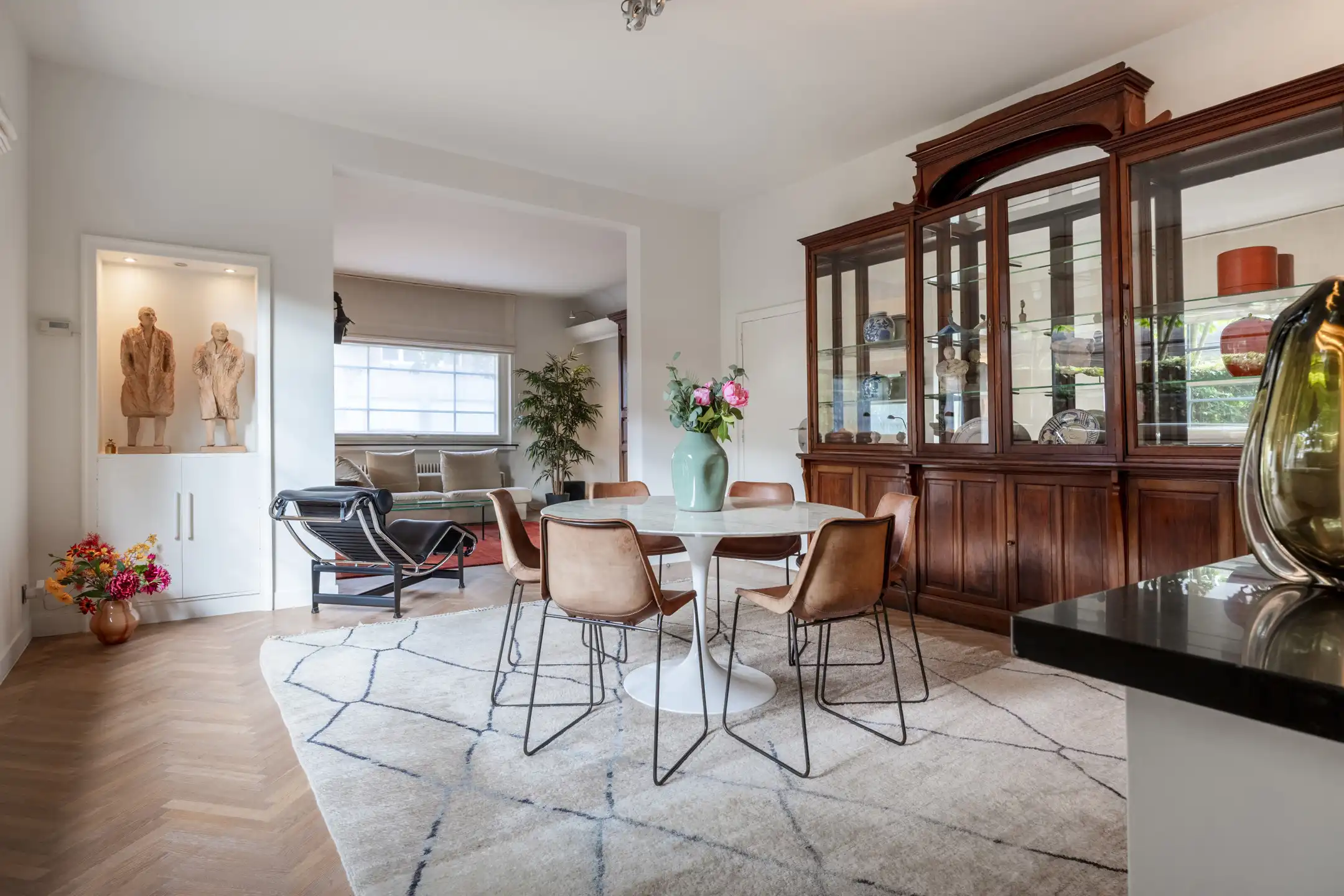 Bijzondere karakterwoning met tuin en praktijkruimte foto 4