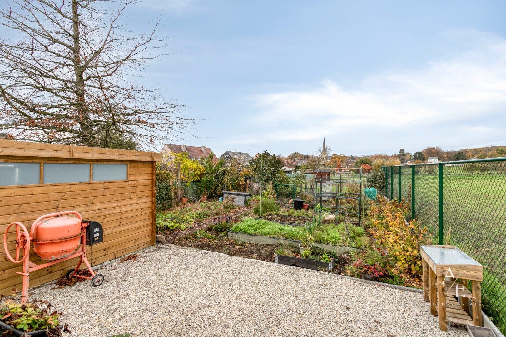 Instapklare, gerenoveerde woning met tuin, carport en zonnepanelen – Herzele foto 3