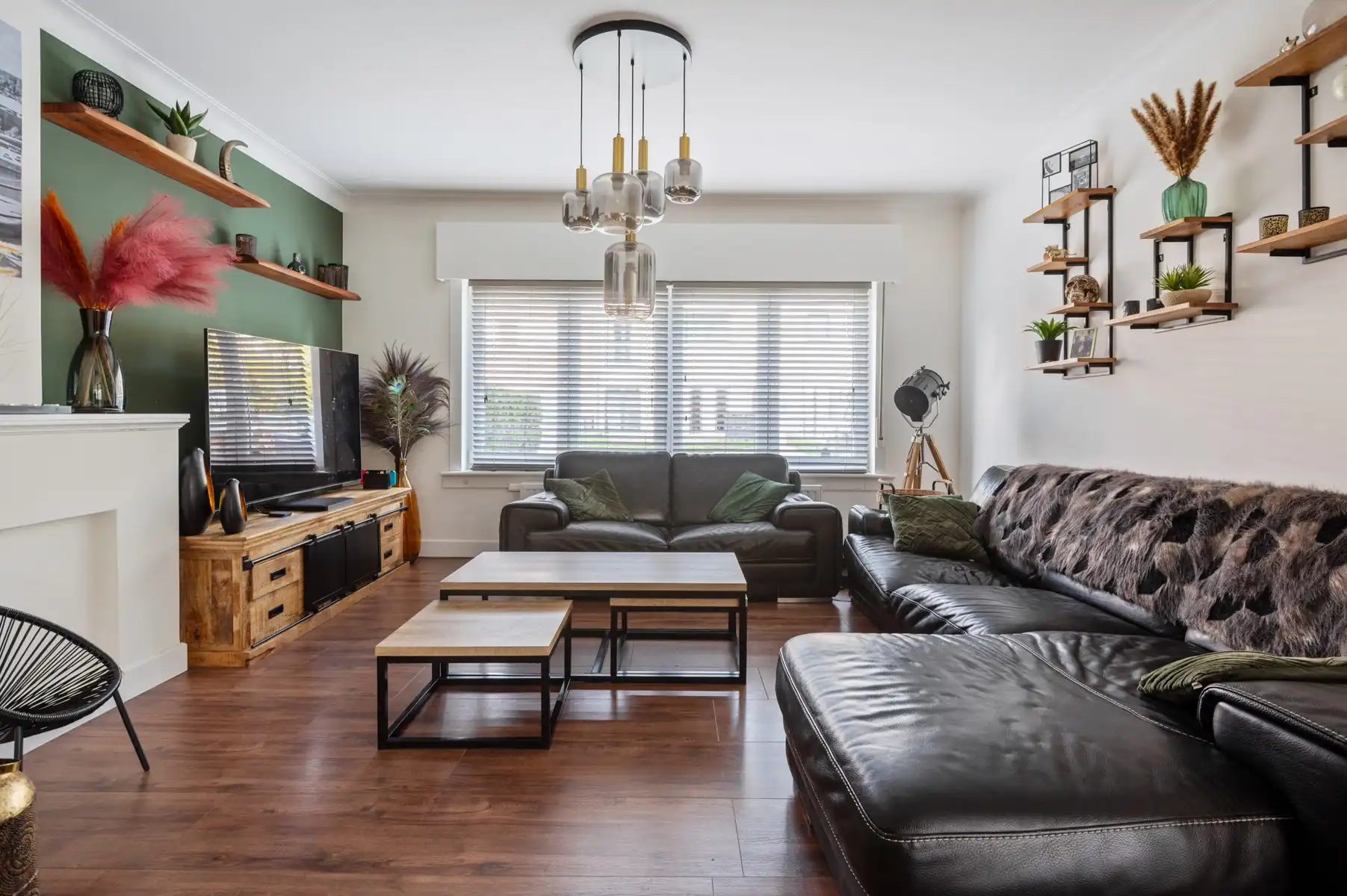 Ruime woning op toplocatie foto 14