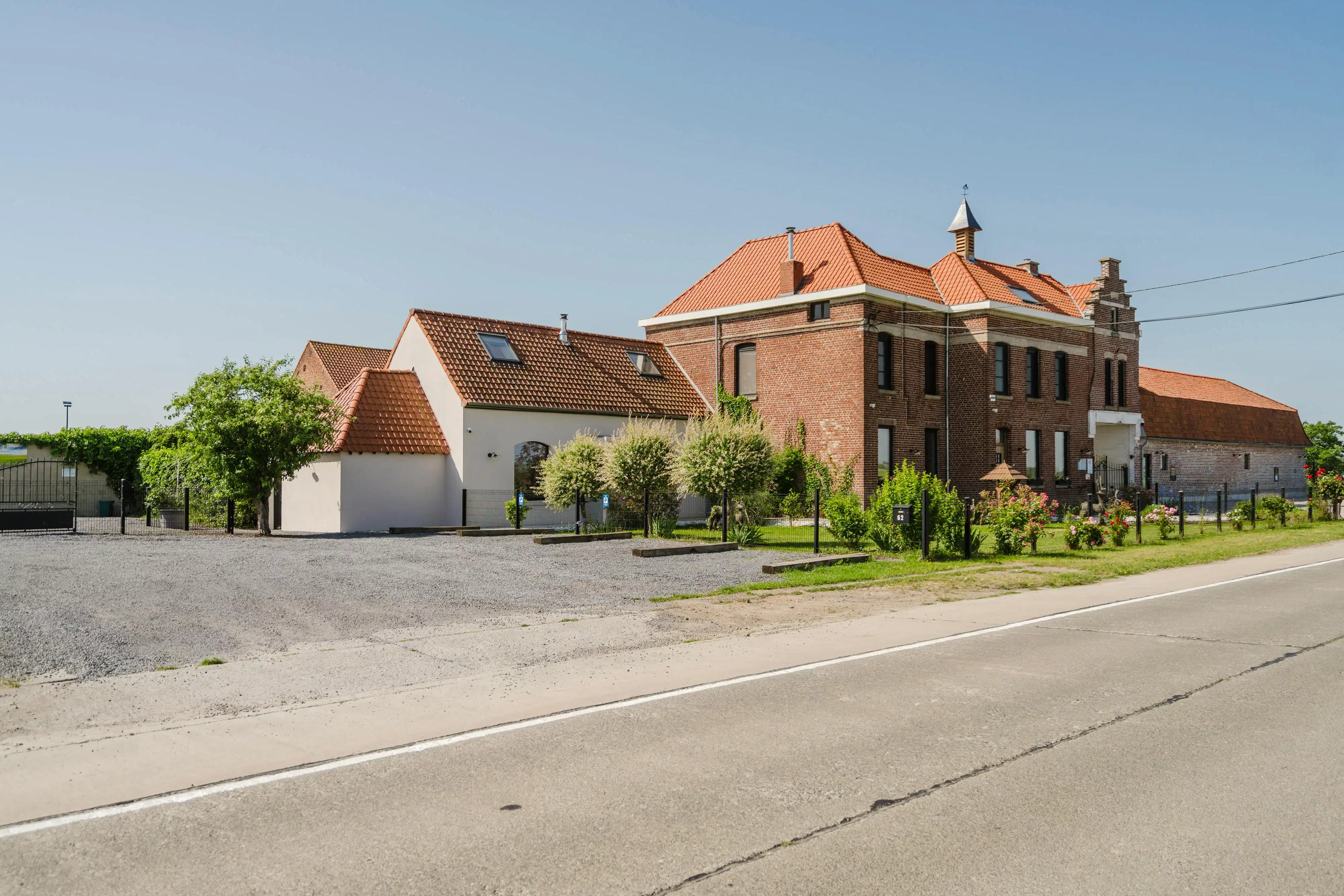 Karaktervolle hoeve met open zicht op de Kemmelberg en tal van mogelijkheden op 7.425 m² foto 36