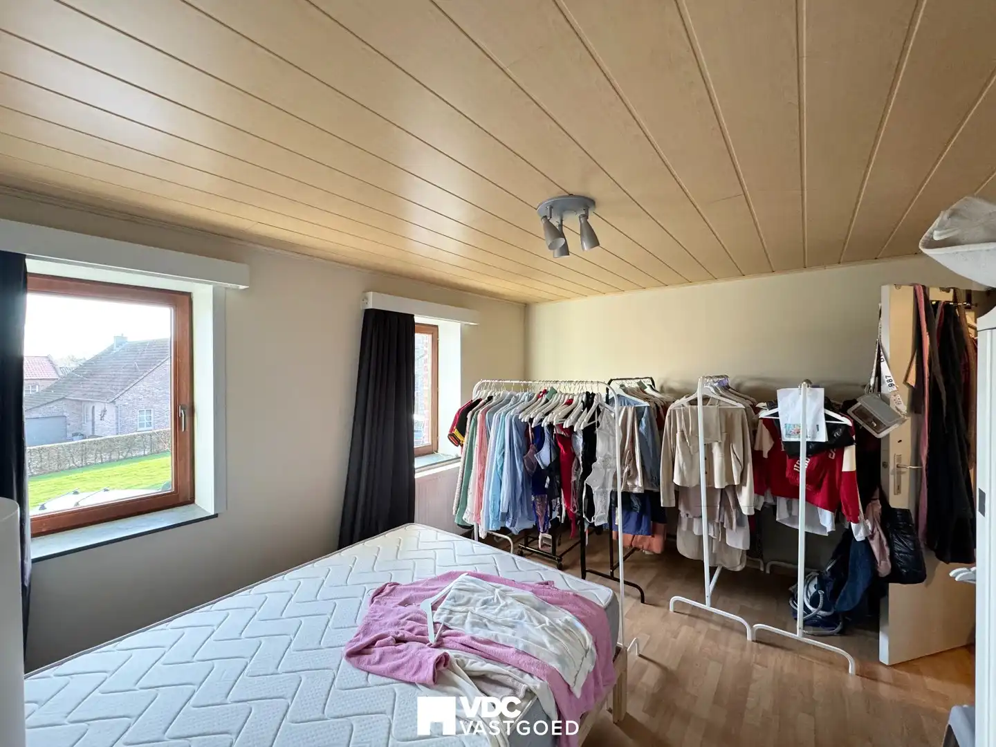 Te renoveren woning met 2 slaapkamers – interessante investering foto 9