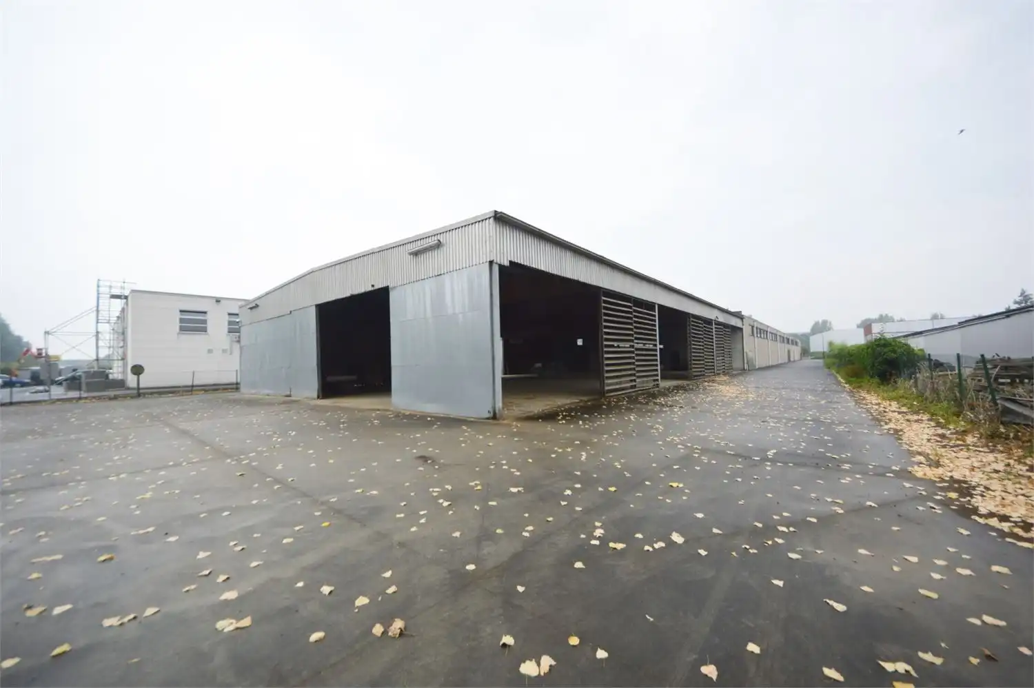 UNIEK BEDRIJFSGEBOUW INDUSTRIEZONE NOORD II CA. 500 m² foto 28