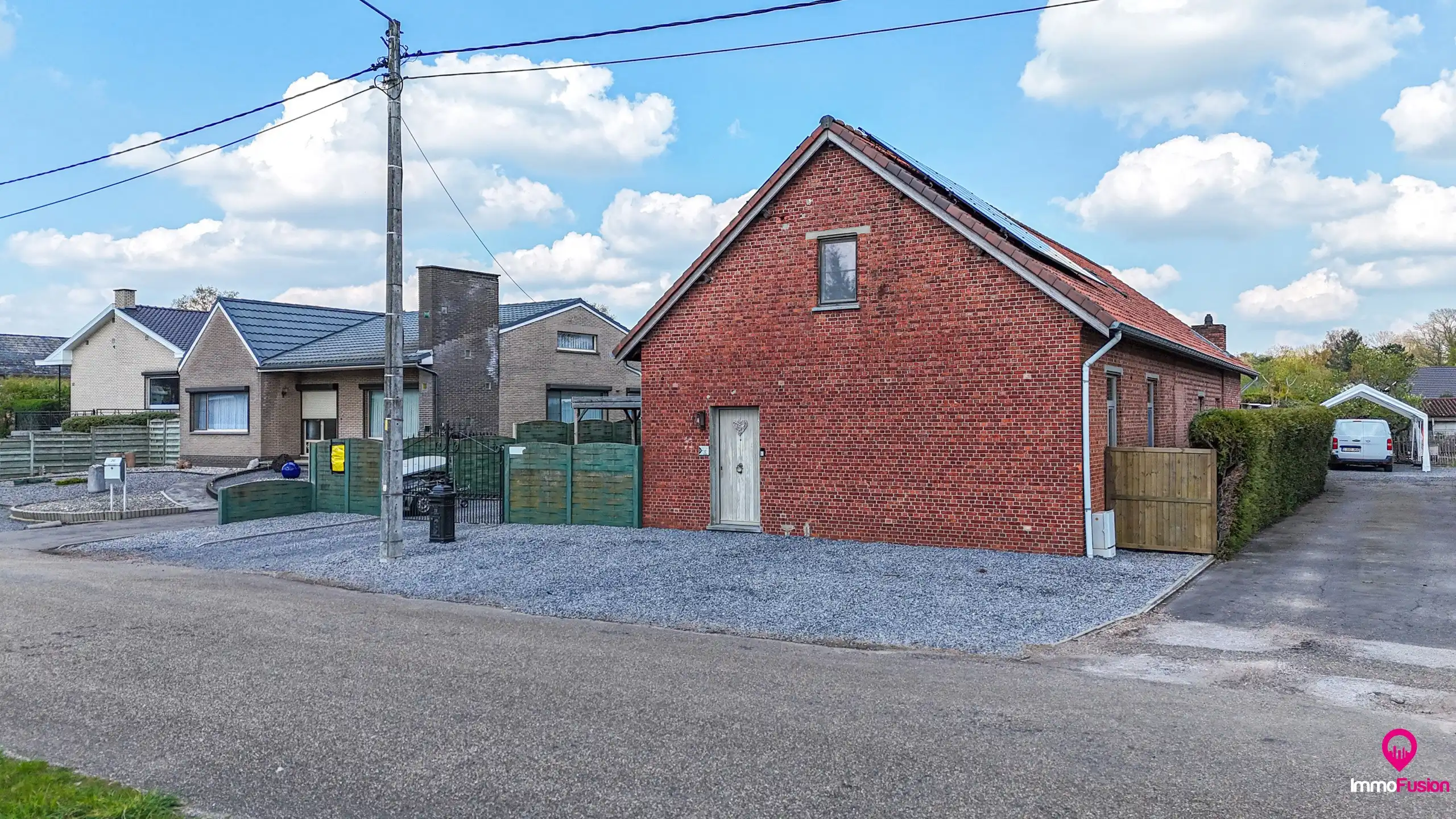 Charmante woning met 5 slaapkamers op een ruim perceel foto 45