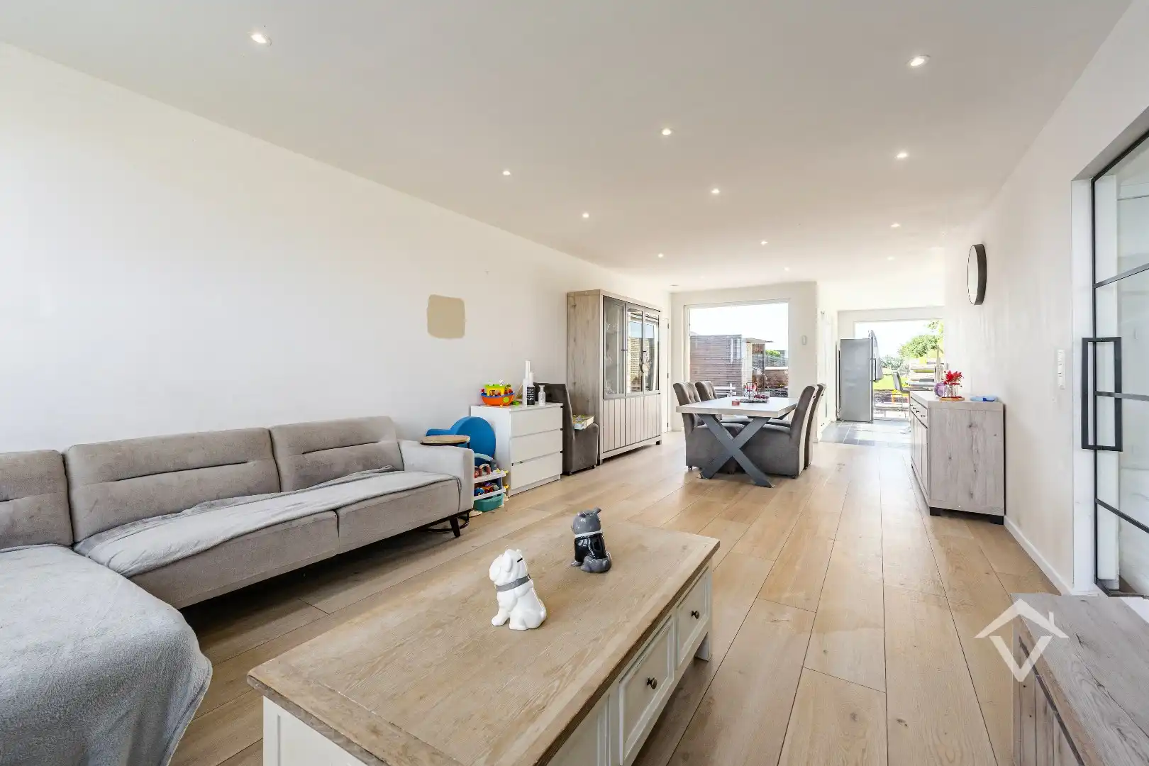 Recente energiezuinige gezinswoning op 722 m² met prachtige ligging in Vladslo foto 7