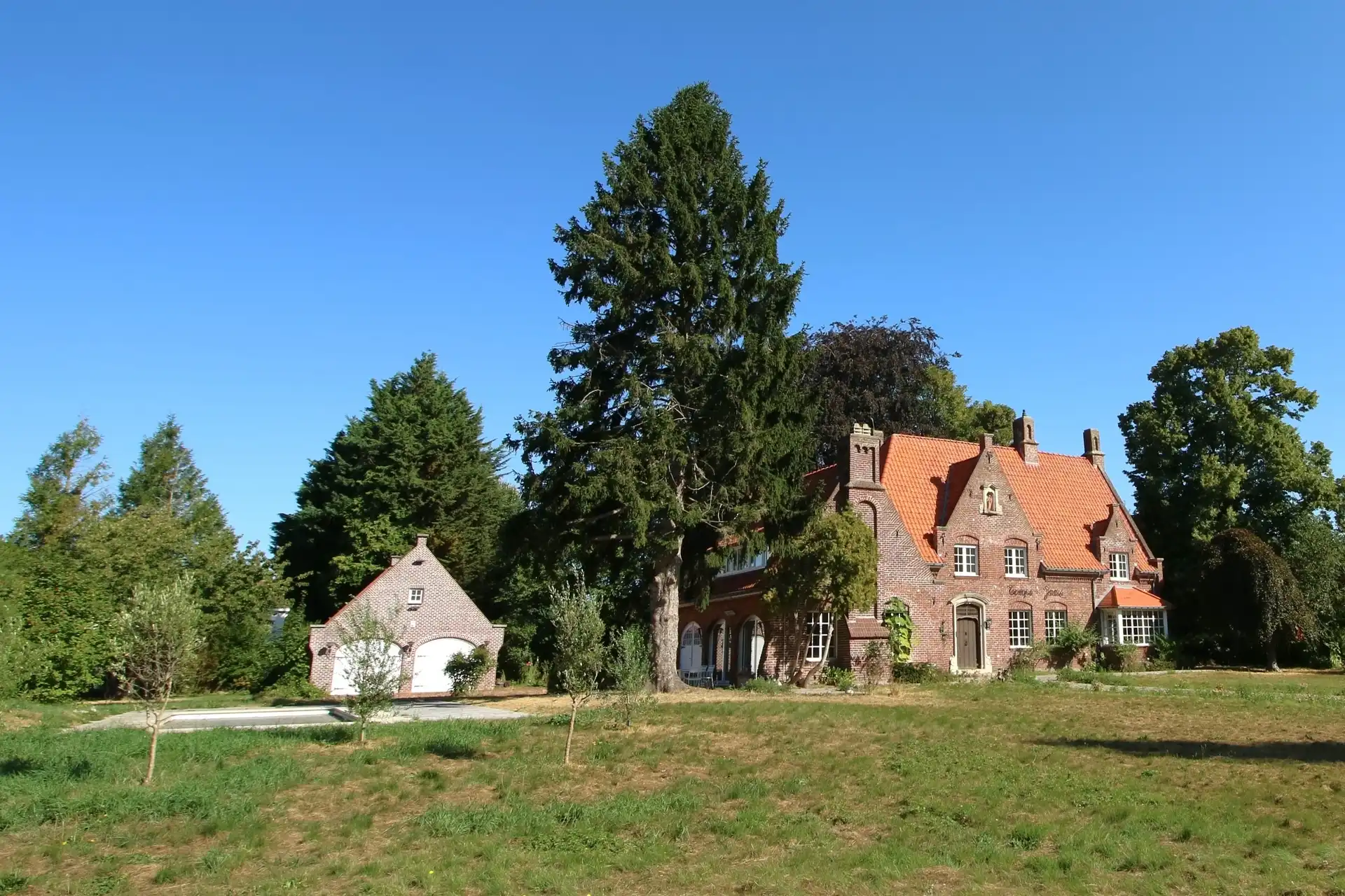 Karaktervol landhuis op uitzonderlijk perceel foto 22