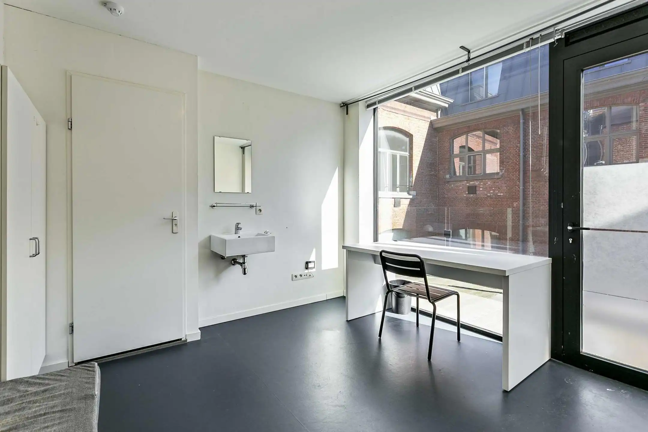 Investeringspakket: 2 studentenkamers in Huys Van Portugael foto 9