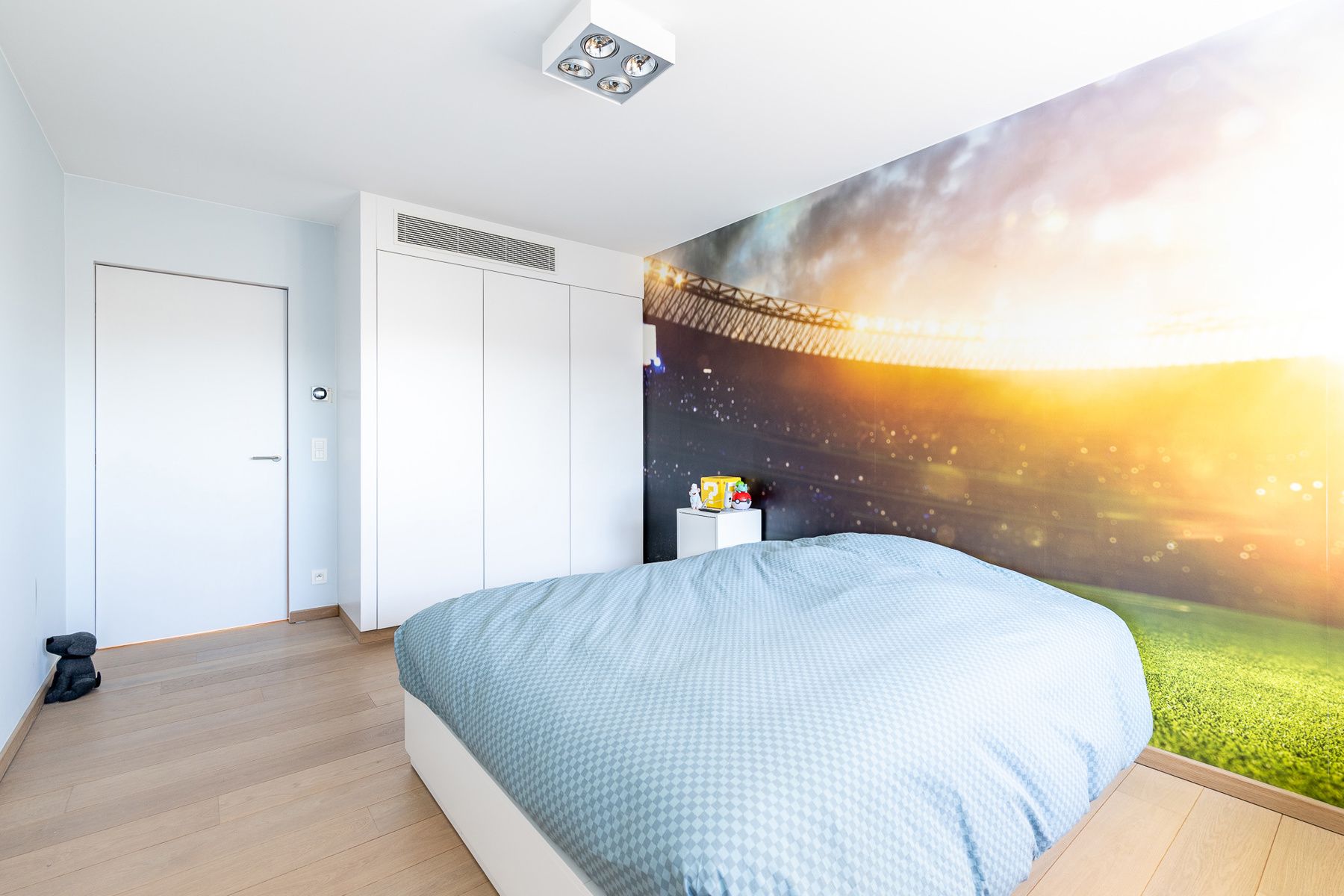 Unieke eigentijdse villa met zwembad foto 14