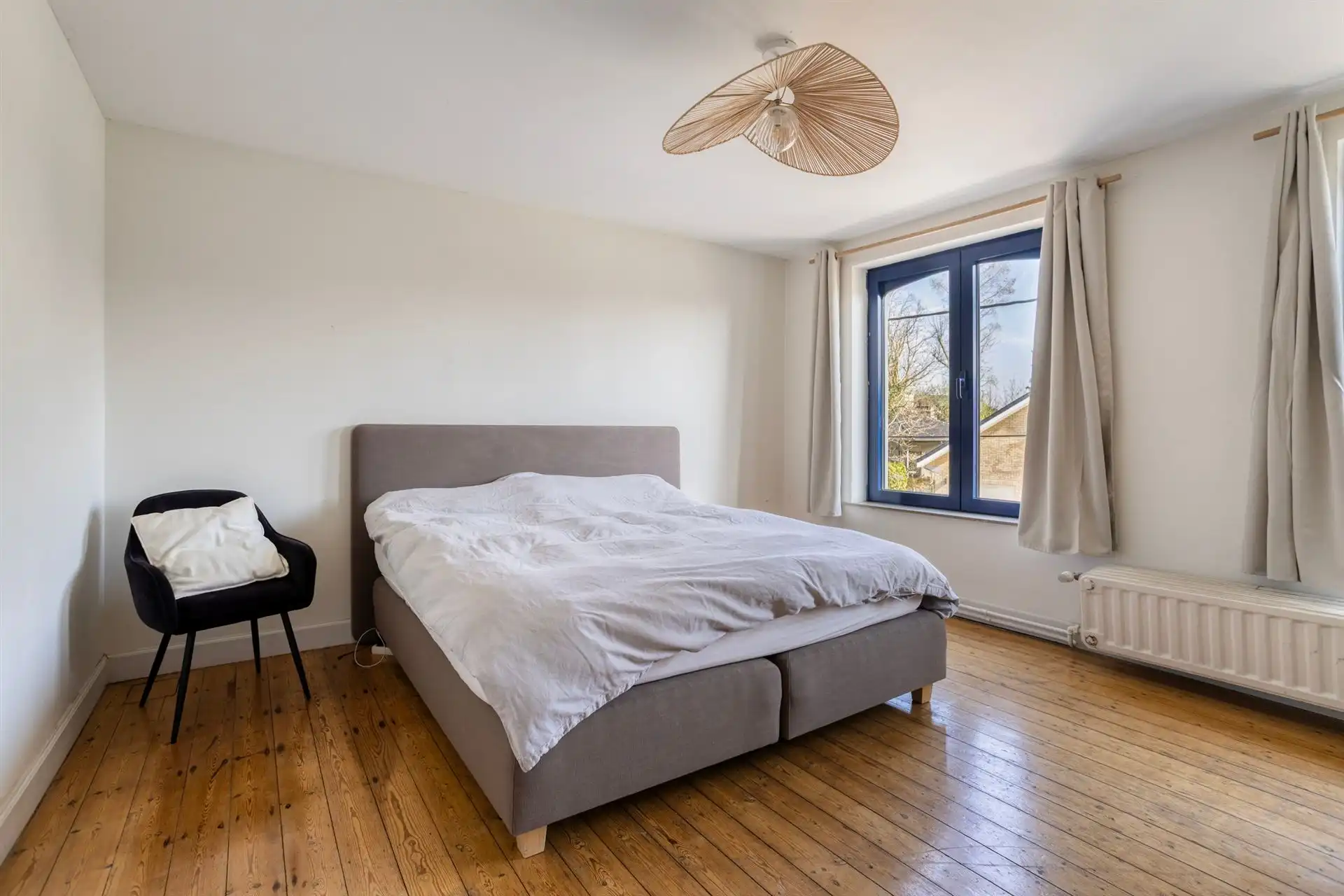 Aangename gerenoveerde villa op ruim perceel foto 18