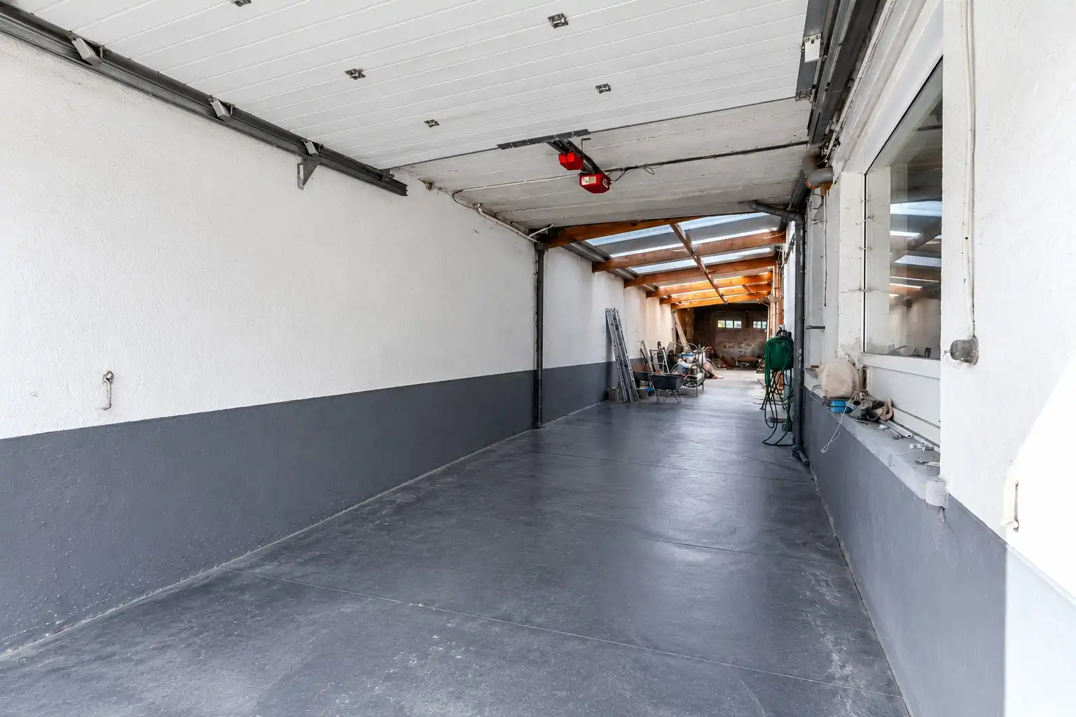 Solide woning met mogelijkheden foto 19