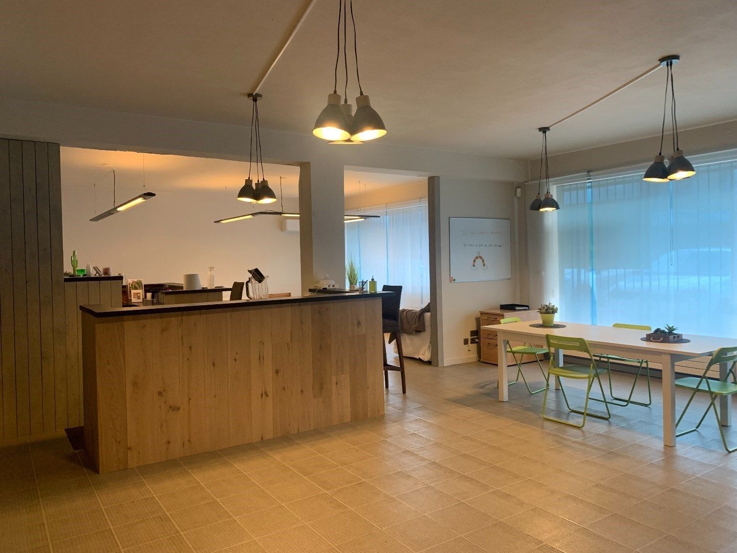 Handelsgelijkvloers nabij Genk centrum  -  pop-up mogelijk foto 2