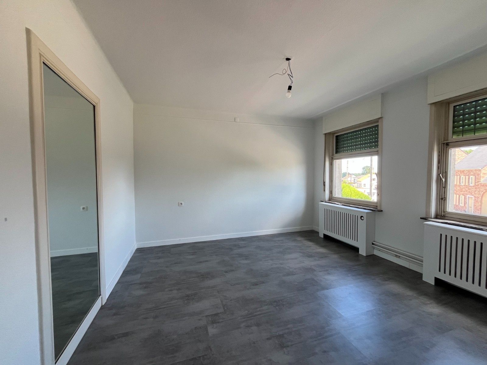 Te Huur: Karaktervolle, gerenoveerde woning met 6 slaapkamers in Kruisem foto 15