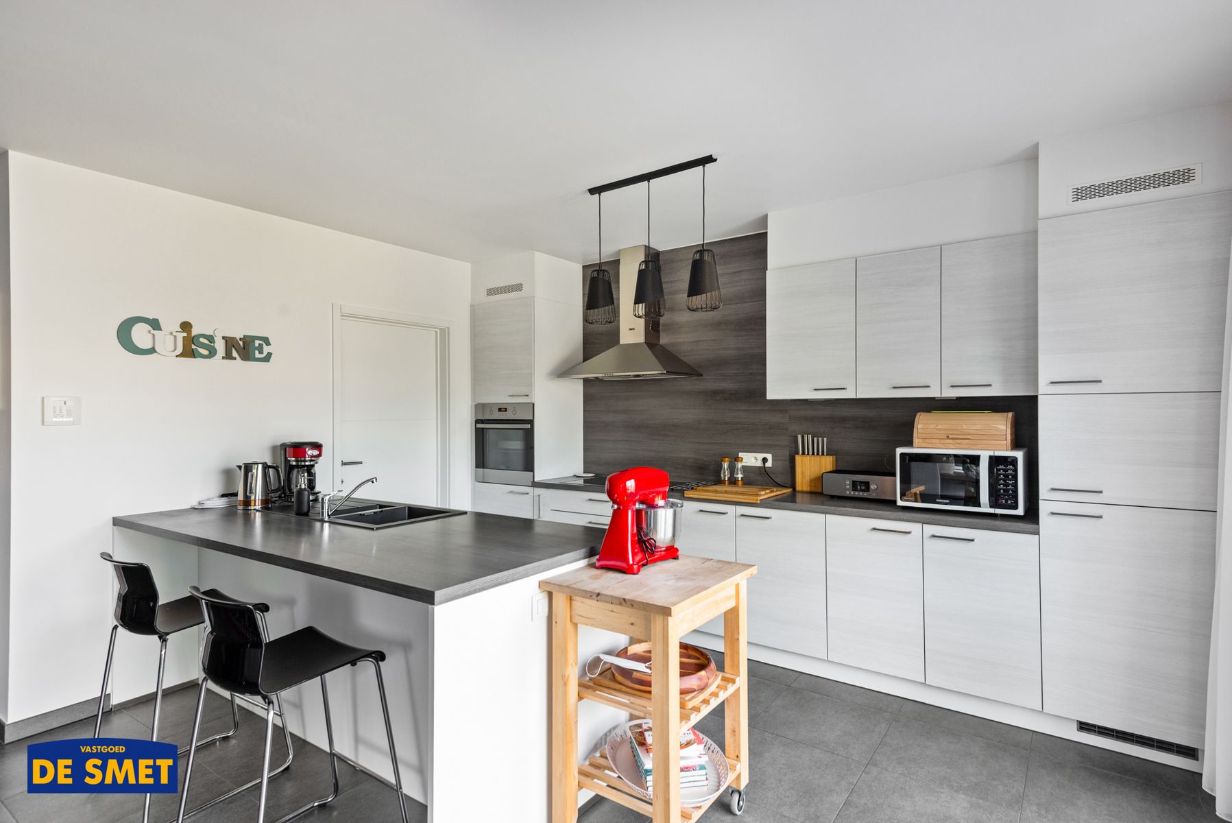 Gelijkvloers appartement met tuin, autostaanplaats en garage foto 11