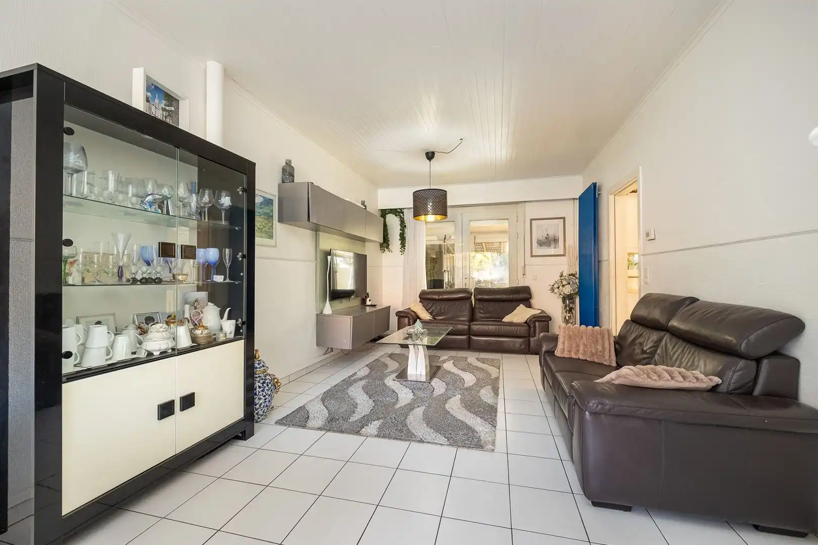 Ruime woning met zuid tuin op toplocatie in de "Bomenwijk". foto 4