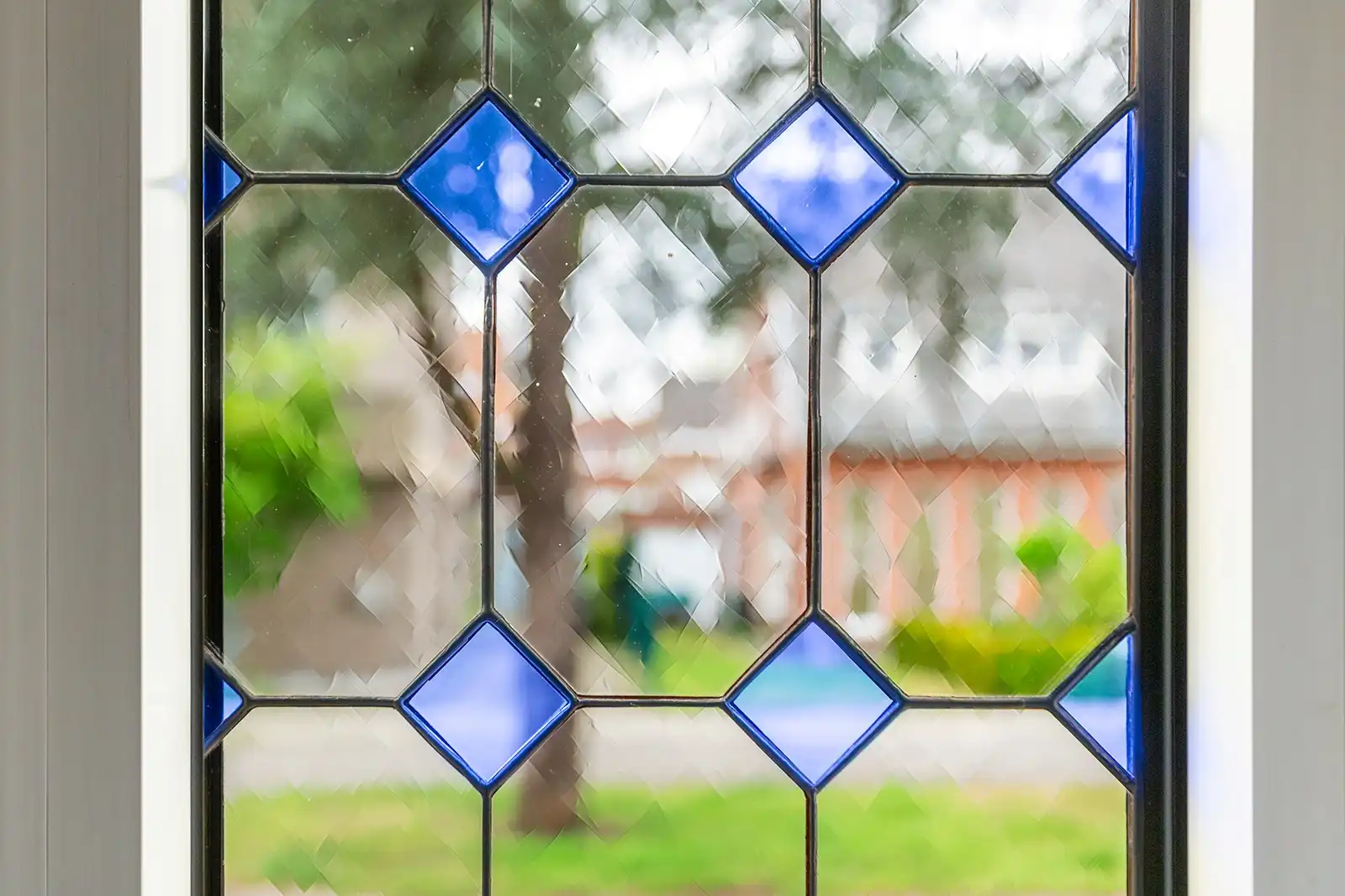 Instapklare bel-etagewoning met 3 slaapkamers en groene tuin foto 5