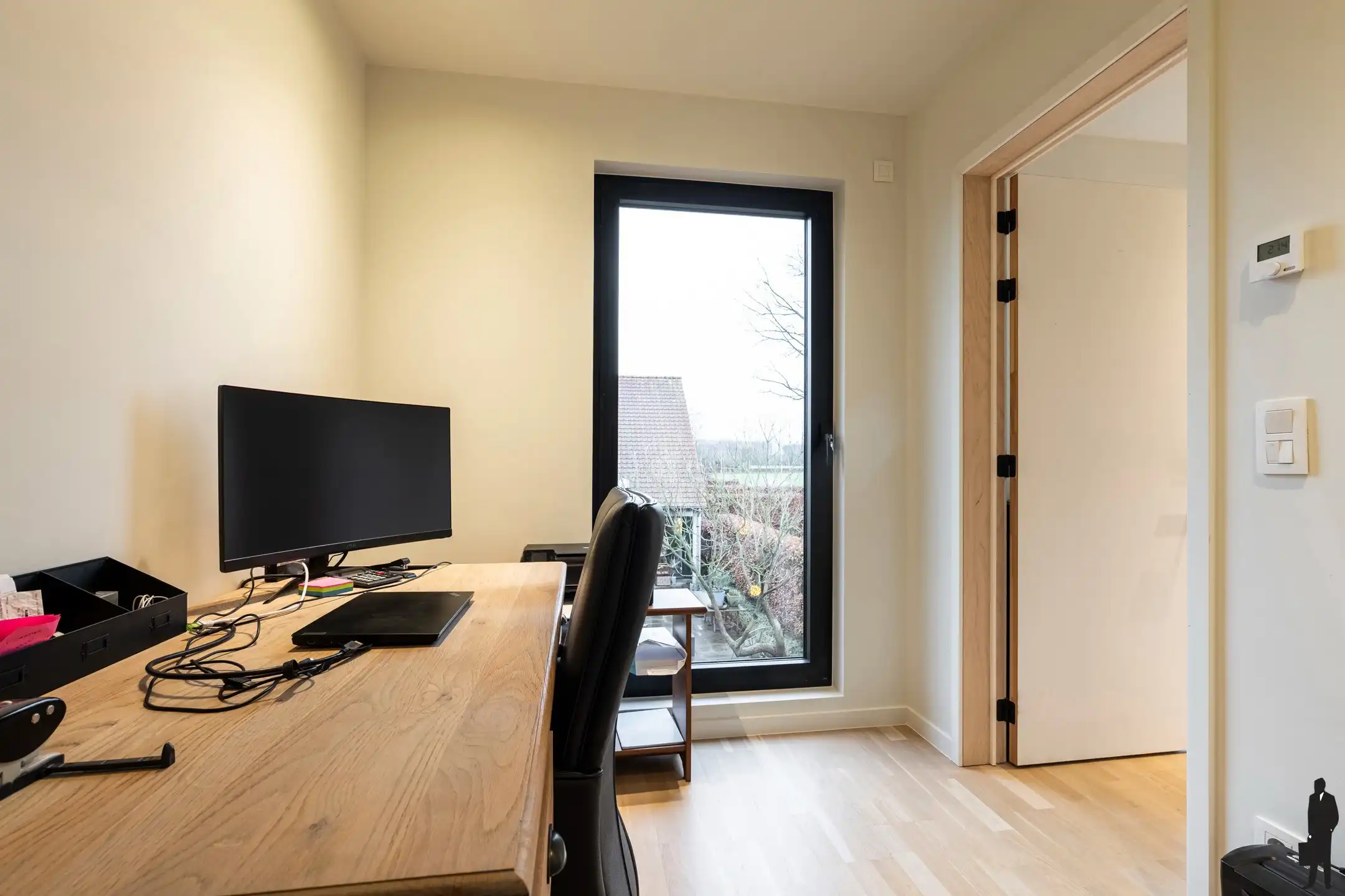 Prachtige nieuwbouwwoning met 4 slpk én bureaumogelijkheden foto 24