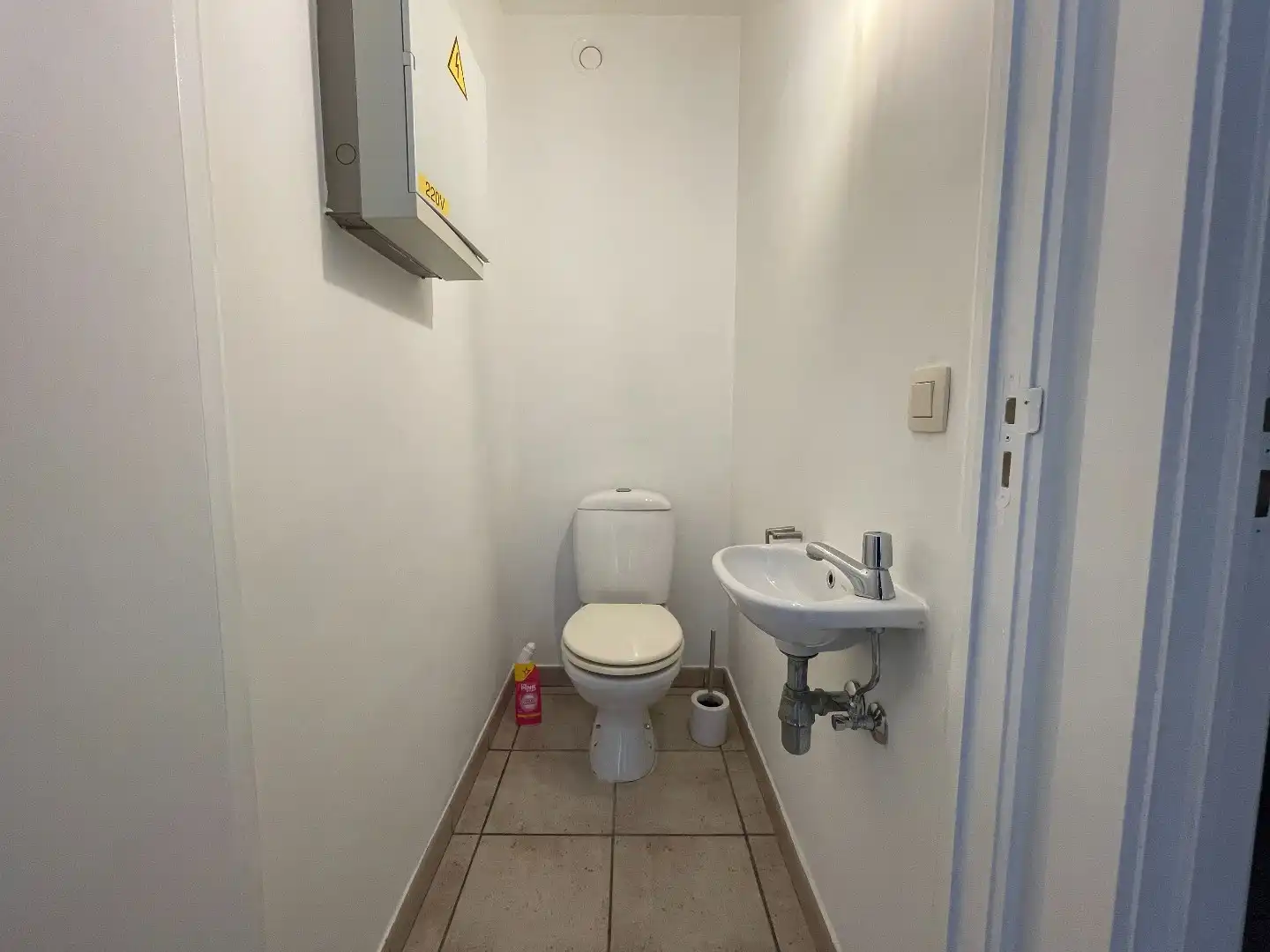 2 slk appartement met autostaanplaats in het centrum van Kuurne te huur.  foto 9