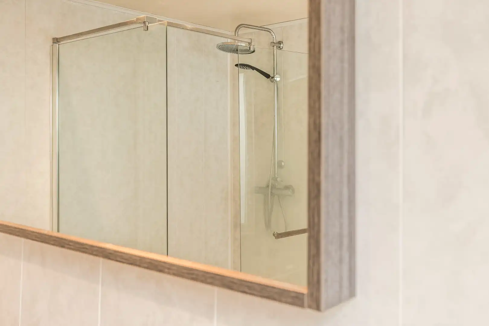 Op te frissen Belétage woning in rustige wijk foto 15