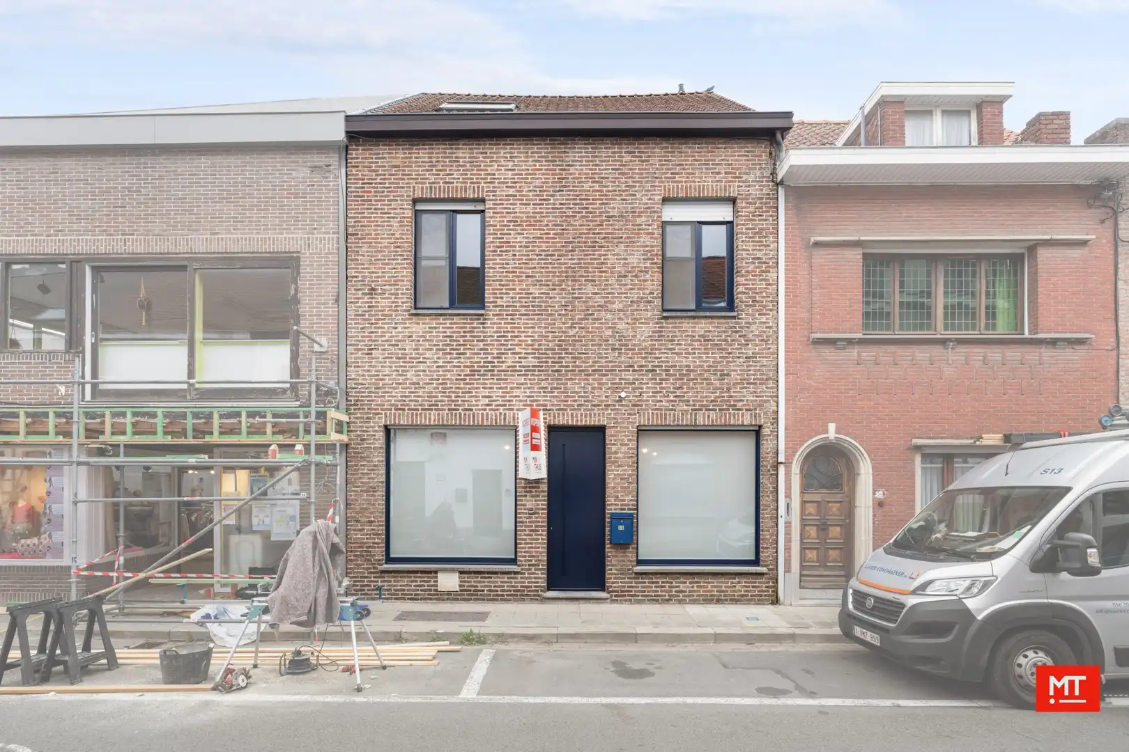 Instapklare woning met 4 slaapkamers en stadskoer in hartje Wervik foto 16