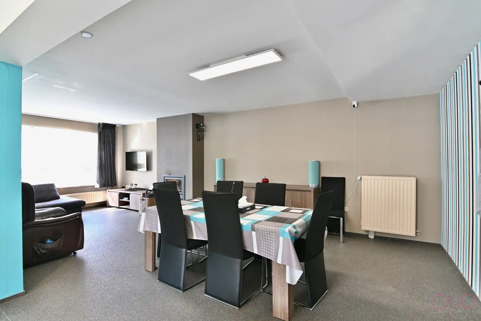 Rustig gelegen gezinswoning met vier slaapkamers en dubbele garage foto 5