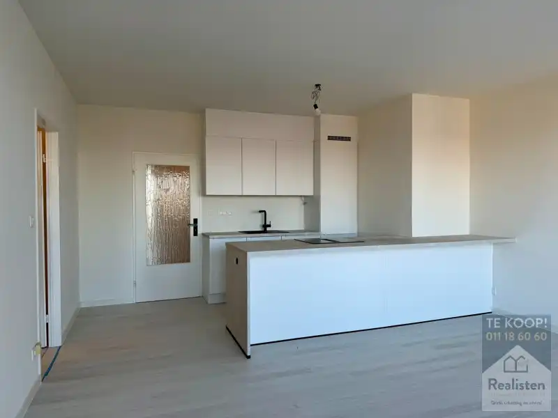 Totaal vernieuwd 2 slaapkamerappartement in hartje Hasselt foto 19