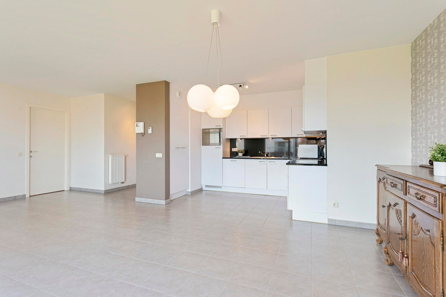 MOOI APPARTEMENT MET 2 SLAAPKAMERS EN GARAGE IN KUMTICH foto 10