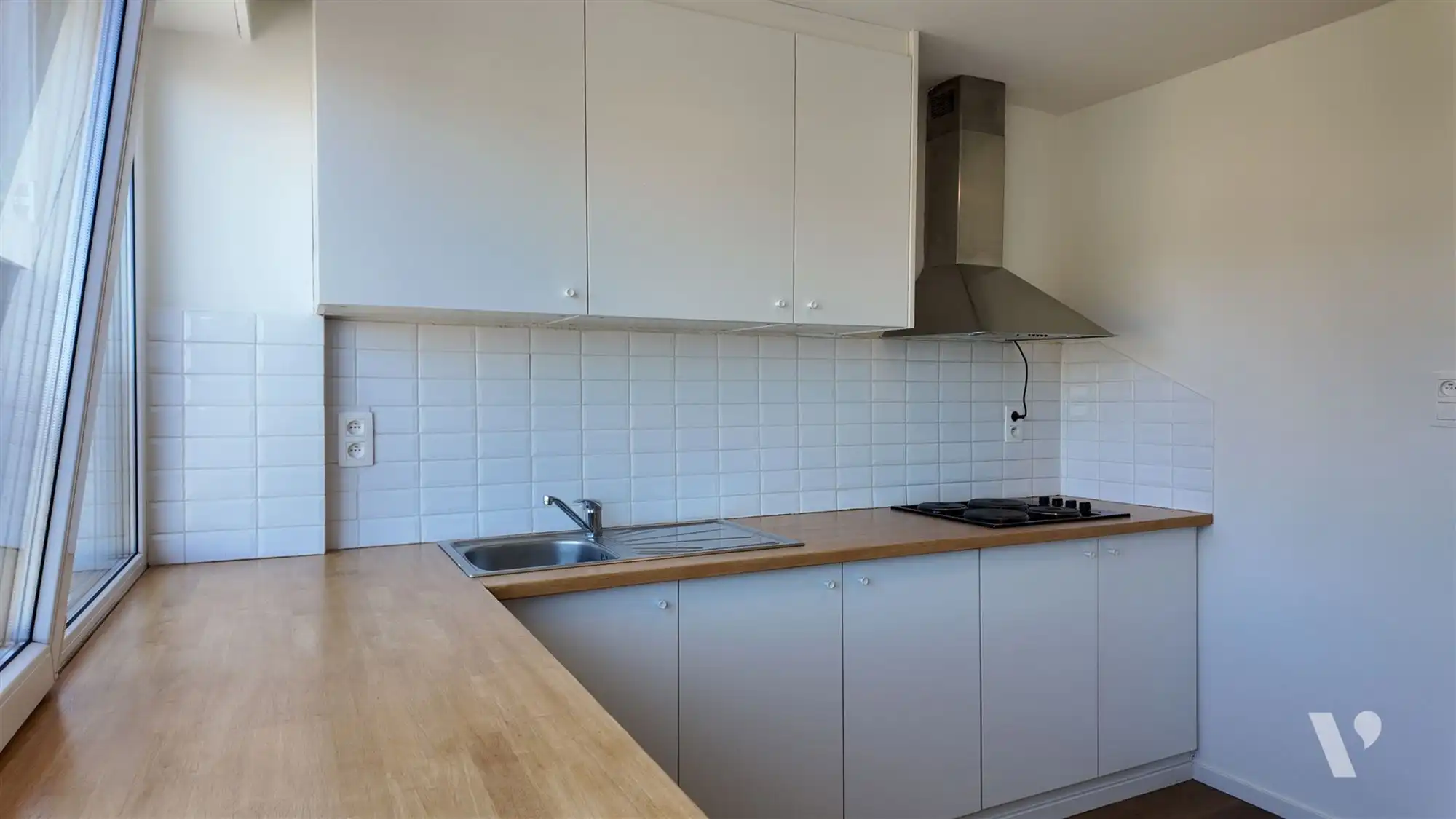 Volledig gerenoveerd 2slpk-appartement in centrum Zolder  foto 4