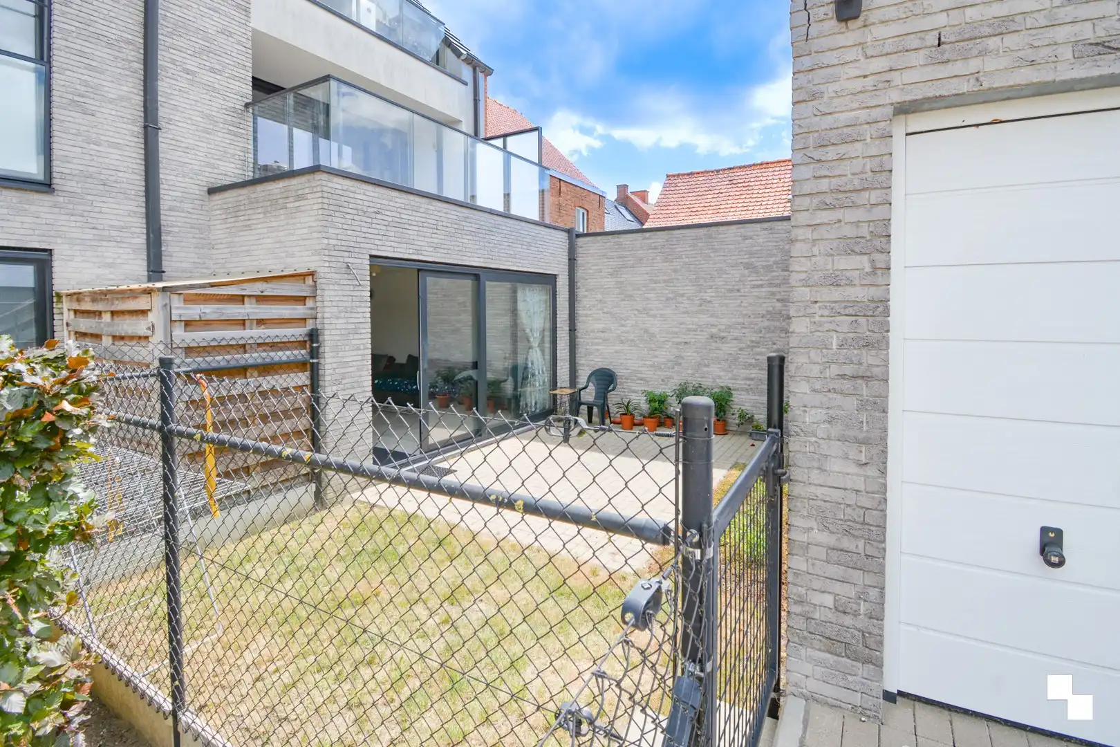 Recent, gelijkvloers appartement te Westrozebeke foto 18