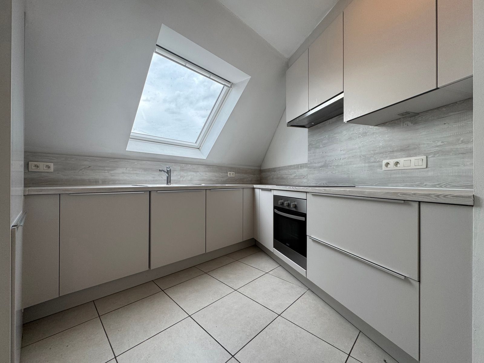 Te huur: dakappartement te Hofstade (Aalst) foto 6