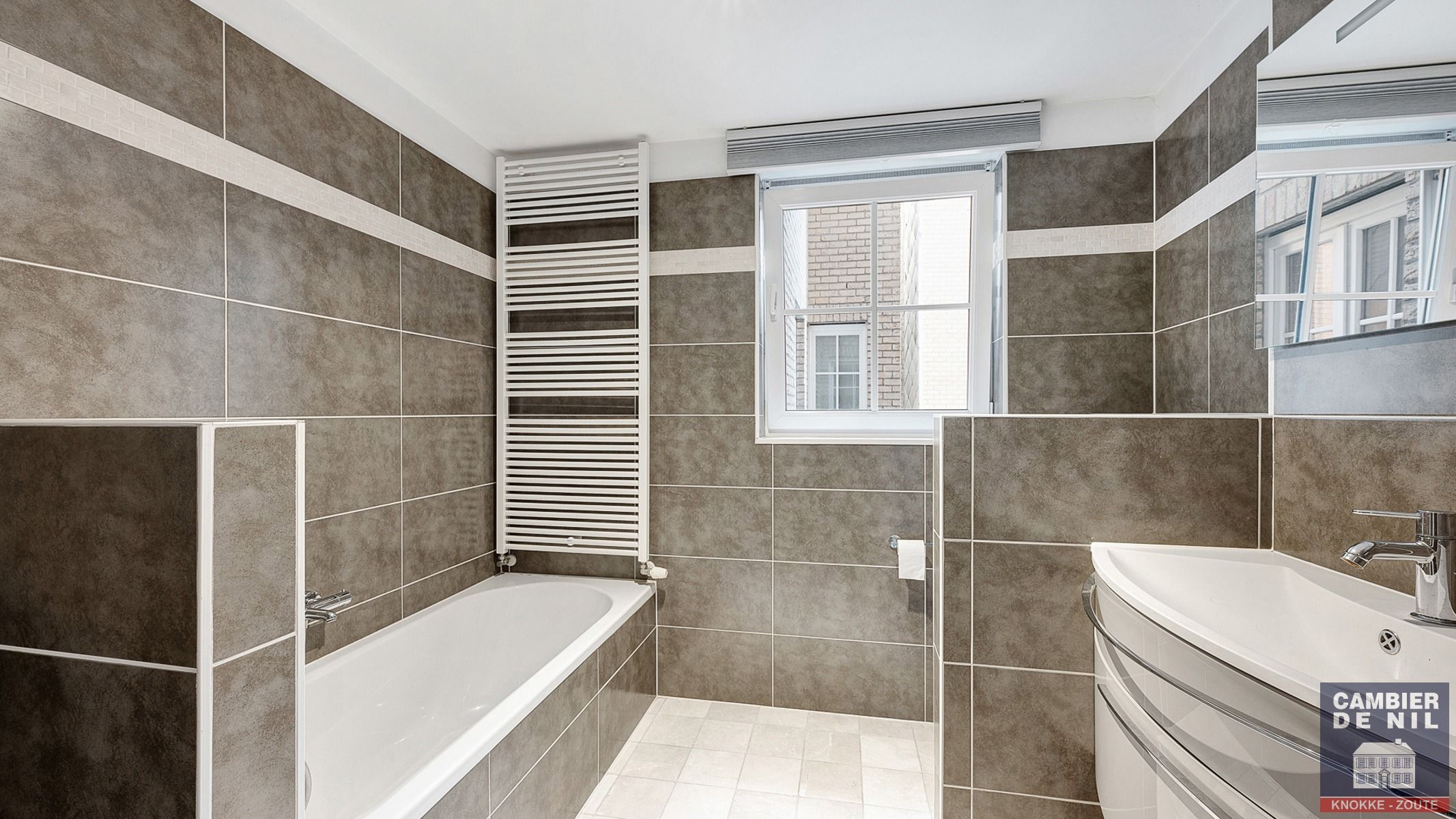 Zee, zon en zicht! 2-slaapkamerappartement met zijdelings zeezicht en open zicht in hartje Knokke foto 16