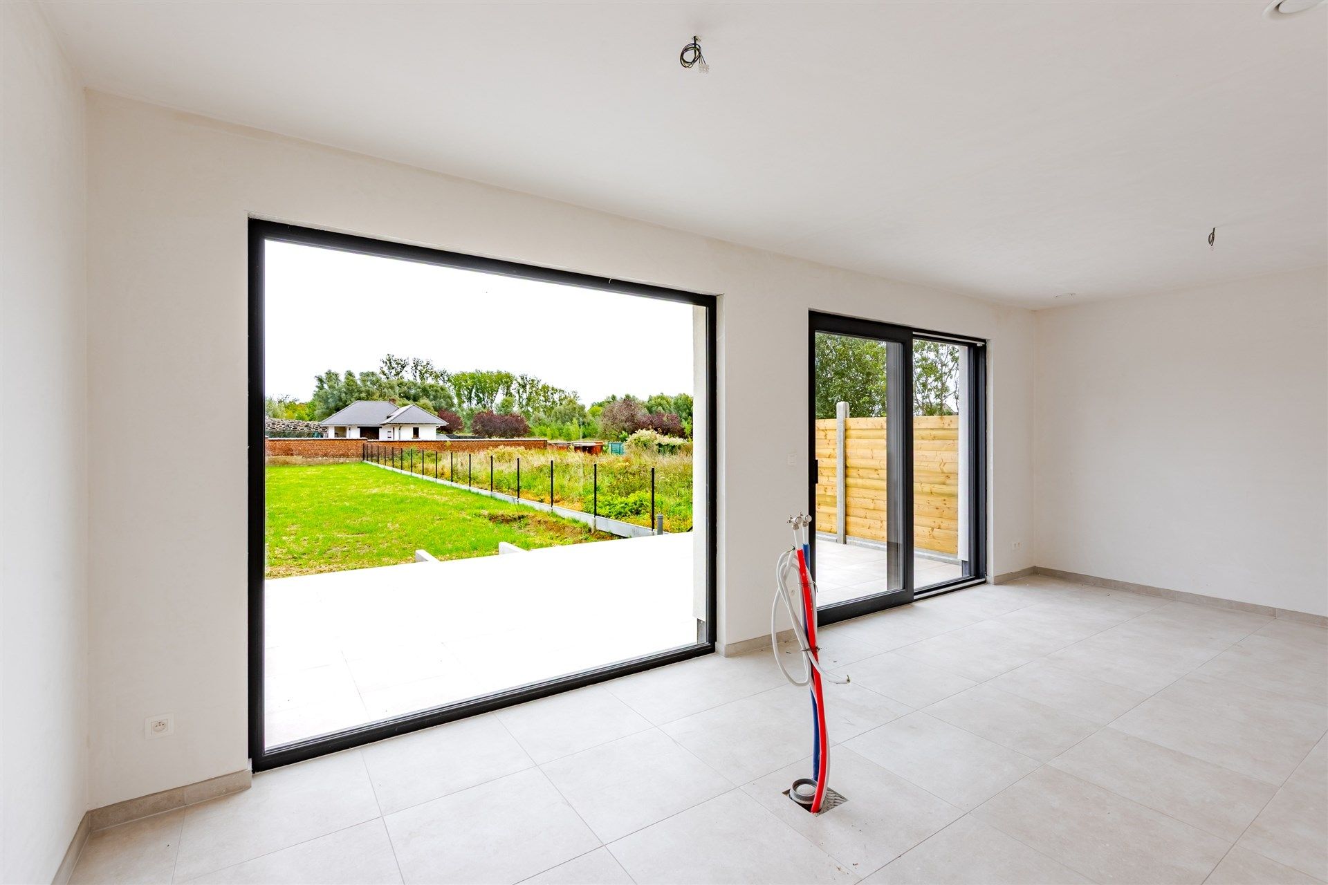 Nieuwbouwwoning met mogelijkheid tot 5 slaapkamers foto 9