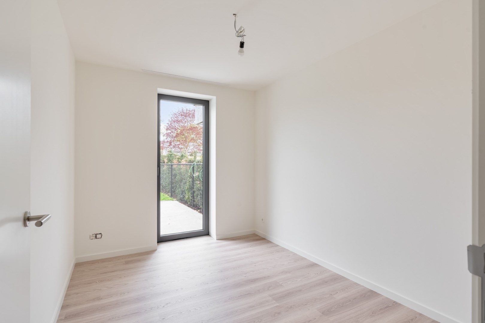 Stijlvol nieuwbouw gelijkvloers appartement in centrum Zonhoven met 3 slaapkamers + groot terras  - Rolstoeltoegankelijk foto 14