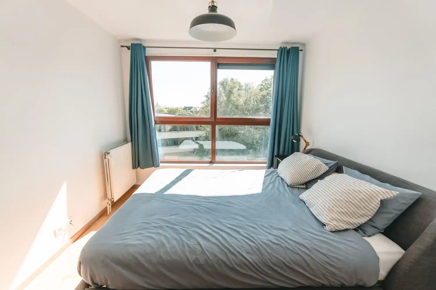 Lumineus appartement met 2 slaapkamers, terras en staanplaats foto 12