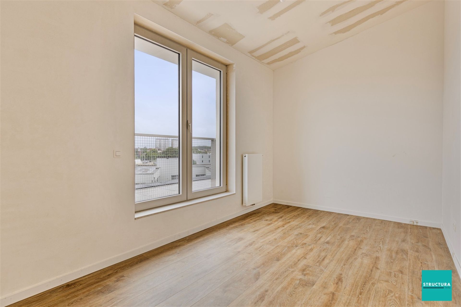 Prachtige duplex appartement met panoramisch uitzicht te Koekelberg. foto 12