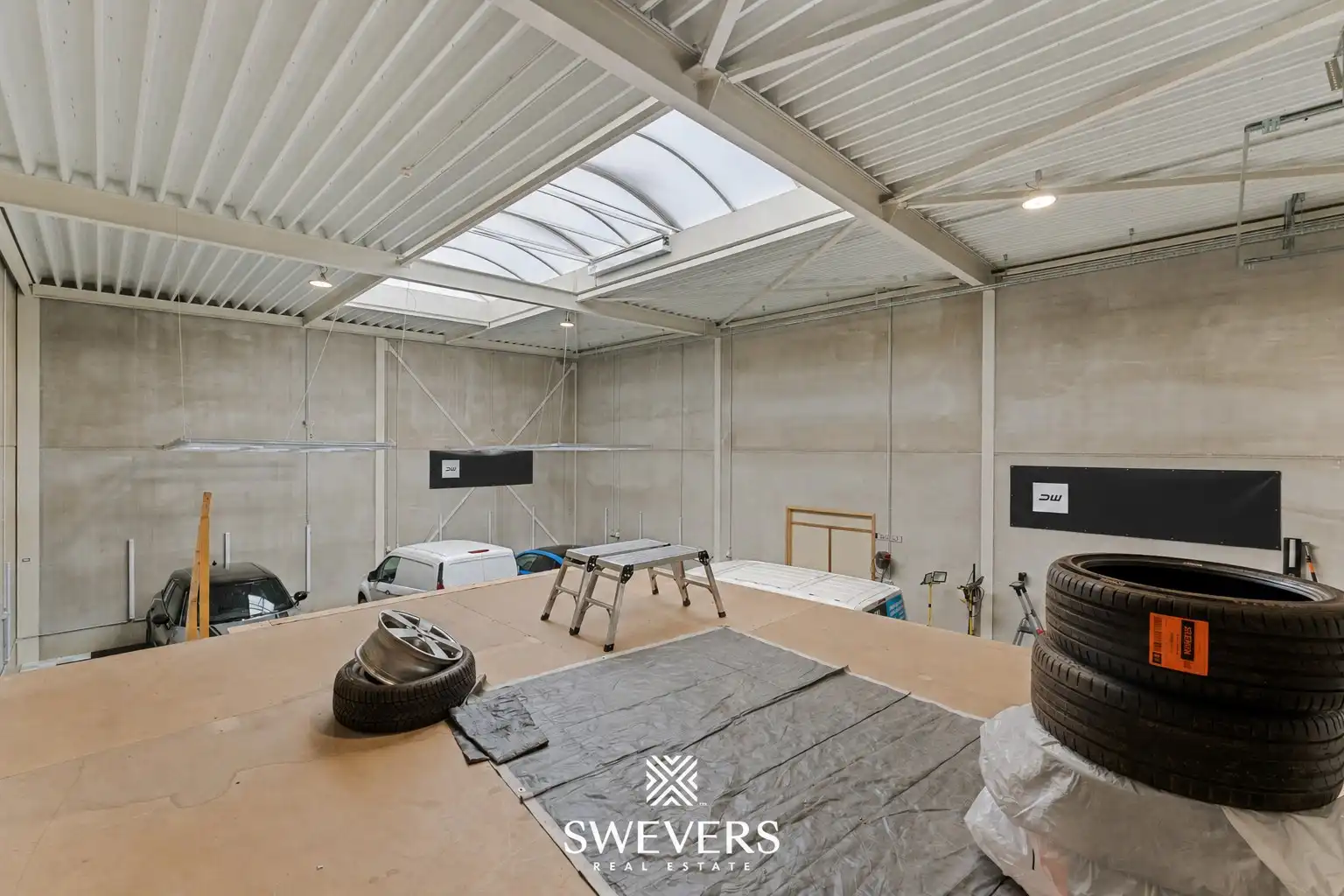 Instapklare recente KMO-unit 220m2 te Lummen: ideale opbrengsteigendom of uw eigen activiteit? foto 3